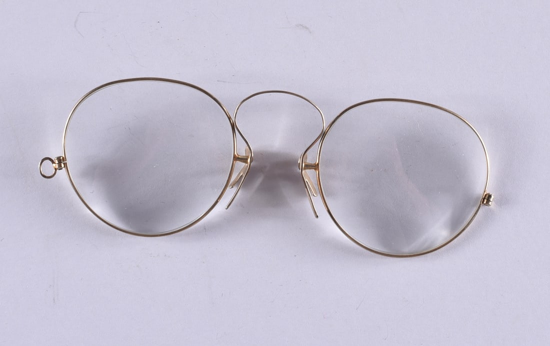 Antique Victorian Spectacles Eyeglasses (1 of 2)