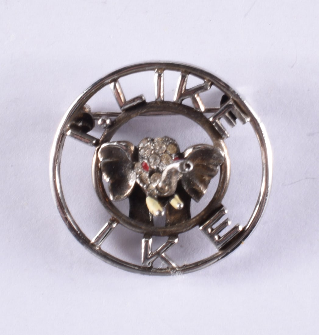 Historical Bogoff "I Like Ike" Pin: all items are from an attic trunk. The second trunk taken out of an attic and displayed for auction. All items are small 1" to 3". We can ship items in a 6" box and fit as many as we can for aroun $10