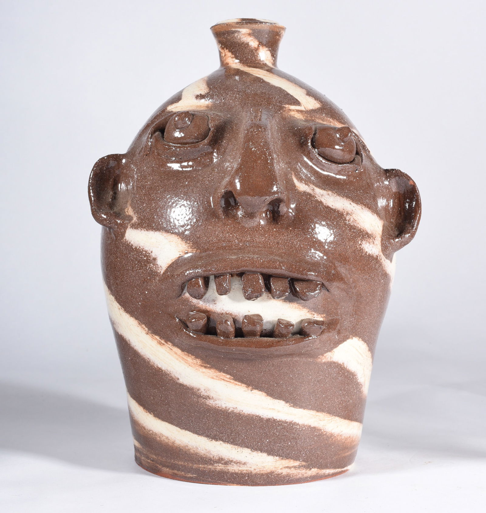 Marvin Bailey Swirl Face Jug (1 of 4)