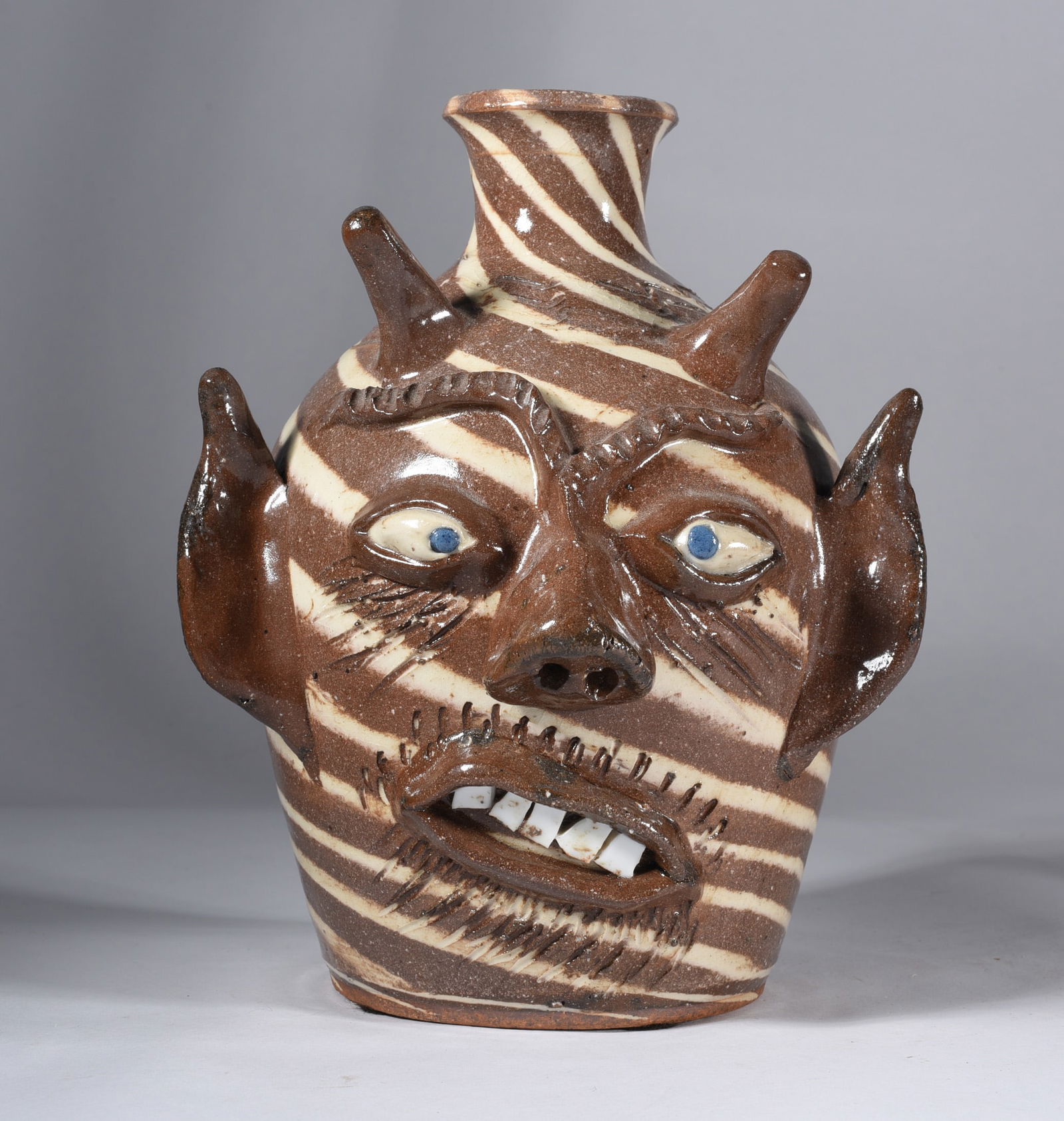 Charles Lisk Swirl Devil Face Jug (1 of 5)
