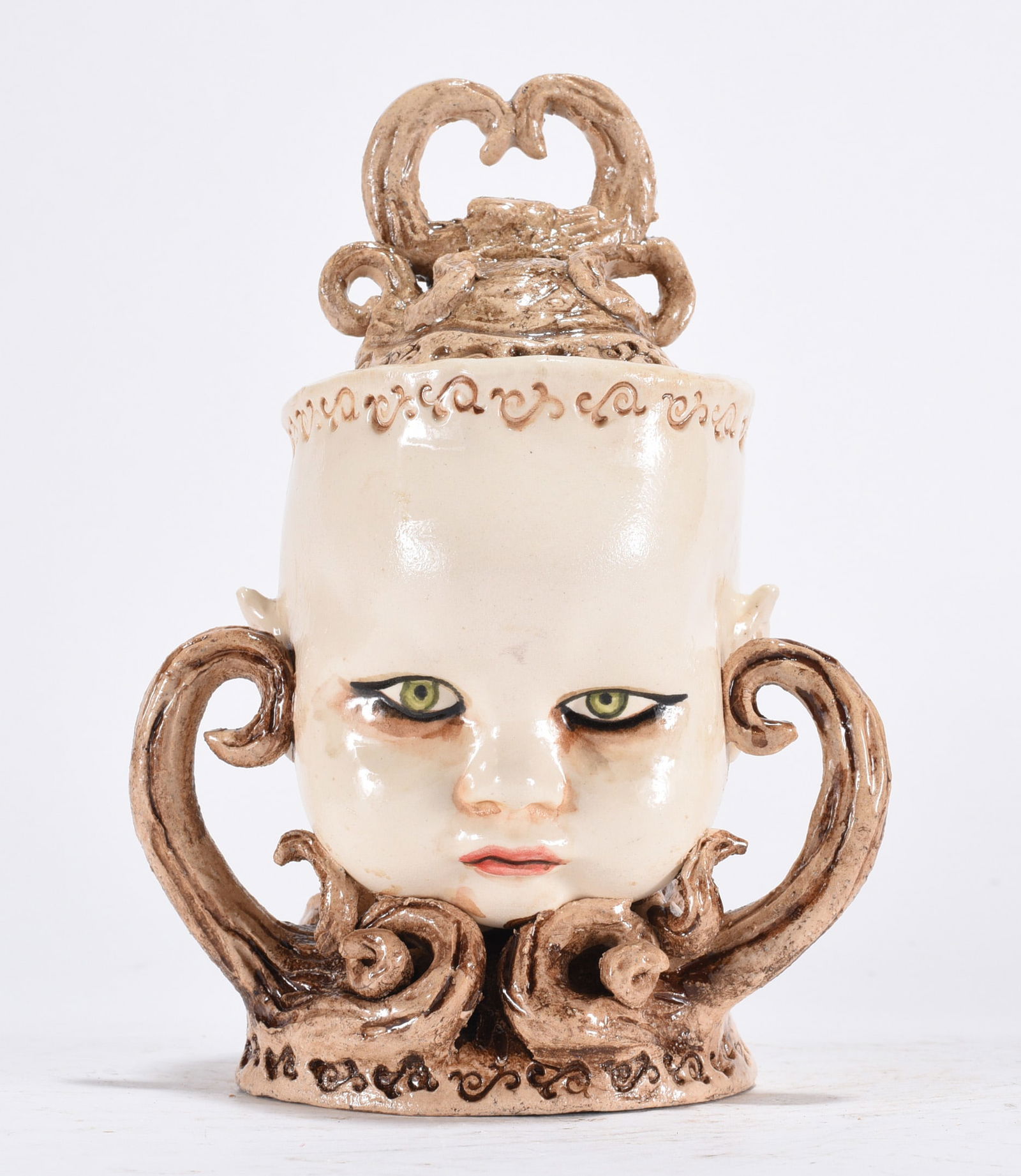 Stacy Lambert Folk Pottery: All the pottery in this auction is in excellent condition as fired. No chips or cracks. This auction is ran by the computer and will move fast. For best winning results leave your max bid and the comp