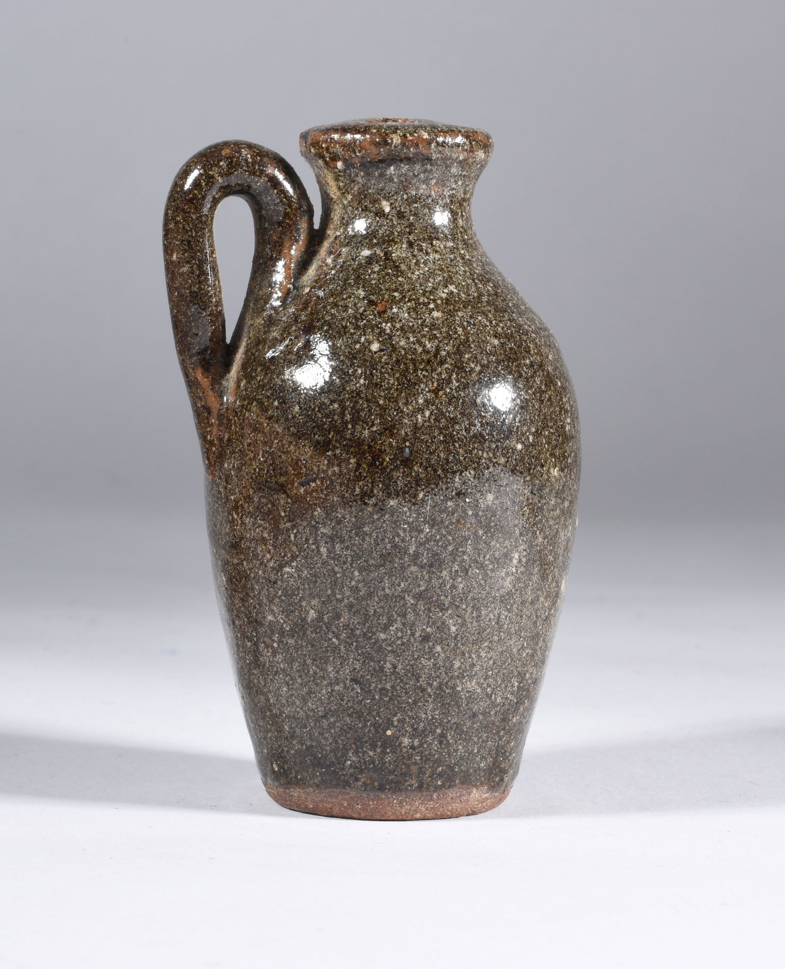 Joe Reinhardt Miniature Jug: this is an outstanding group of miniature pottery from a single collection that took over 30 years to put together. The majority being purchased directly from the potter. all pottery can be shipped in