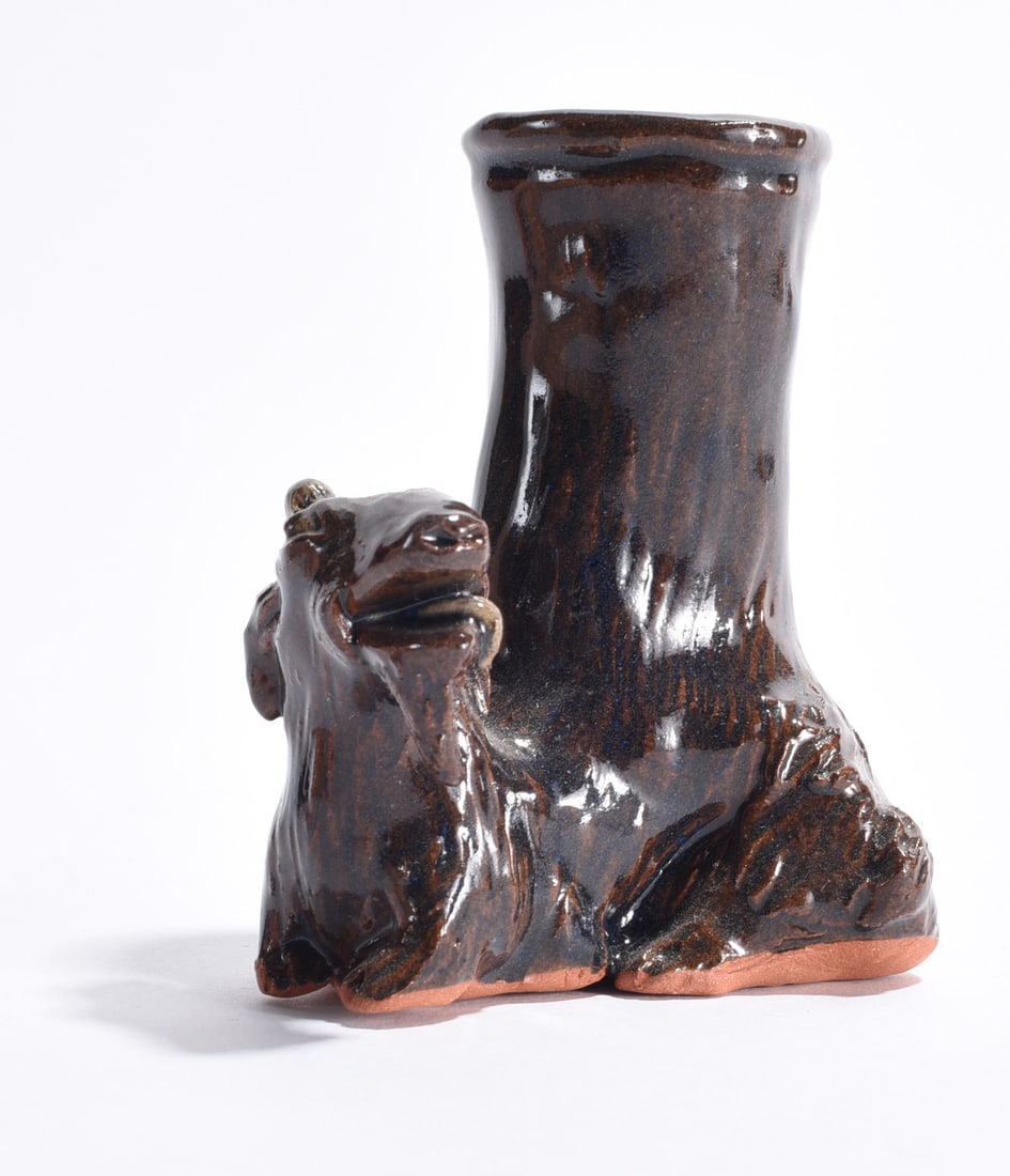 Stacy Lambert Folk Pottery: Stacy Lambert is a folk potter from the piedmont North Carolina. He uses his mix of potter skills with his outstanding work of art with paintings and figures. All of this pottery is in excellent condi