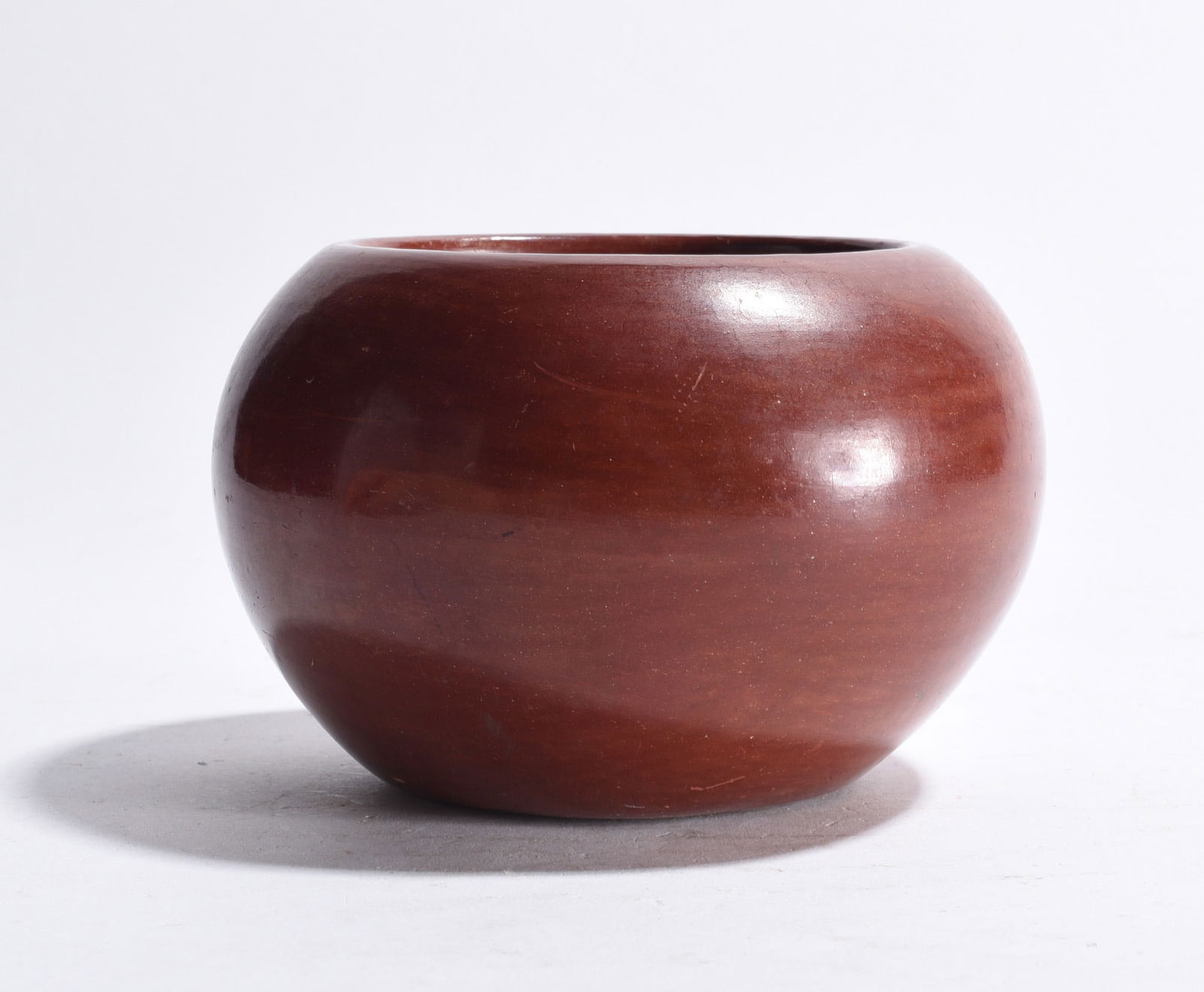 Native American Pottery Vases: red pottery vase, Native American. 3"