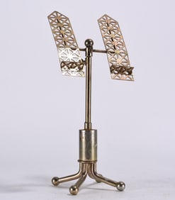 Footed Metal Stand