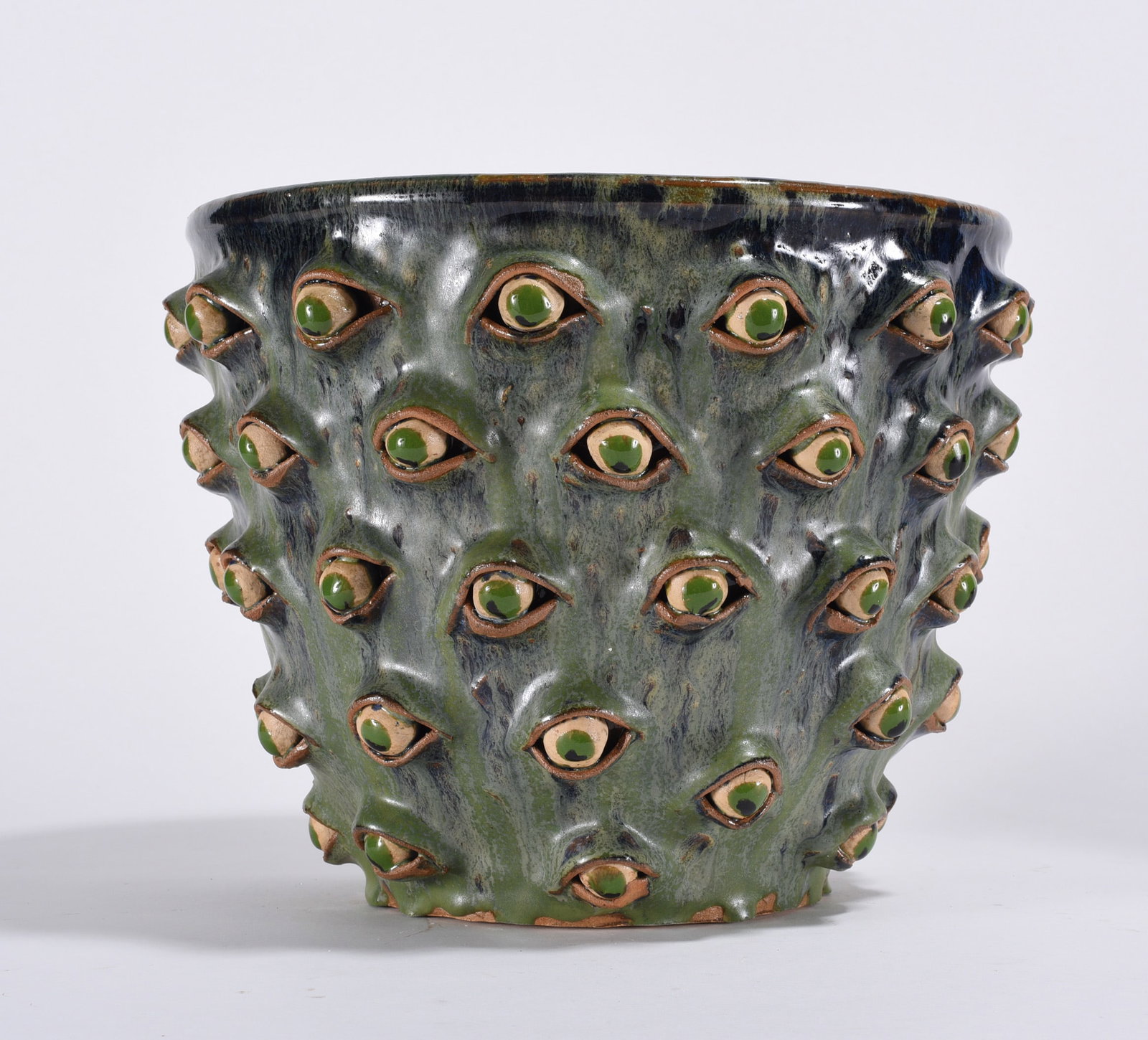 Marvin Bailey Eyeball Jug Planter (1 of 6)