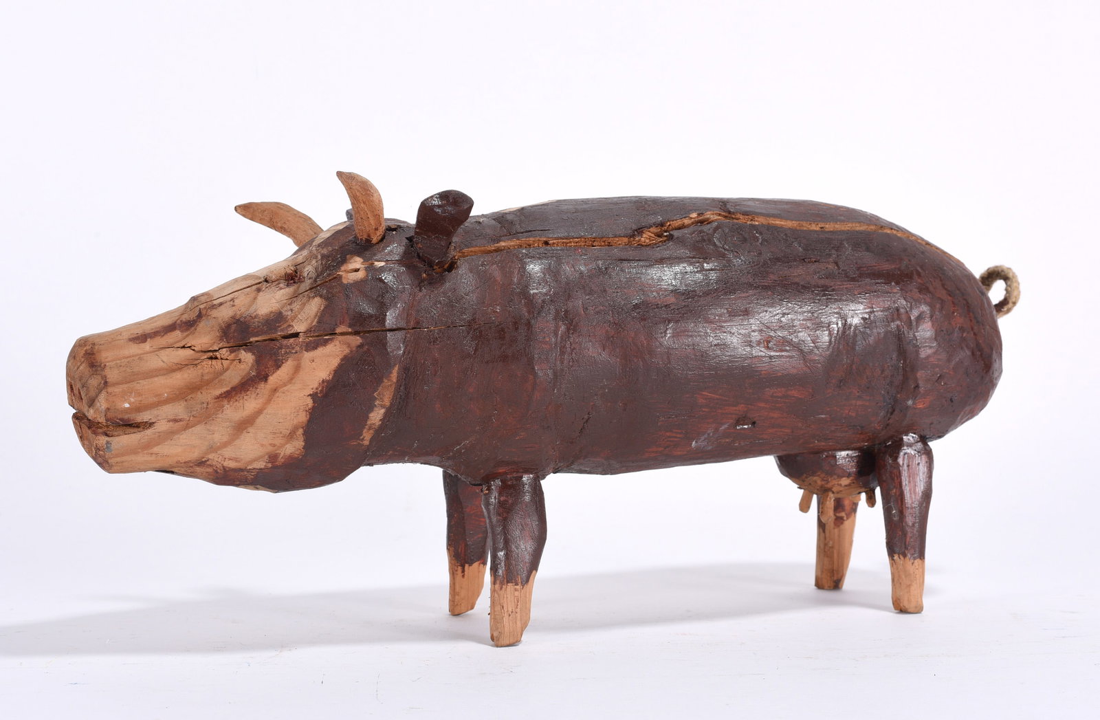 Carl Mackenzie Folk Art Sculpture: Sculpture by Carl Mackenzie (1905-1998) Kentucky born folk artist.