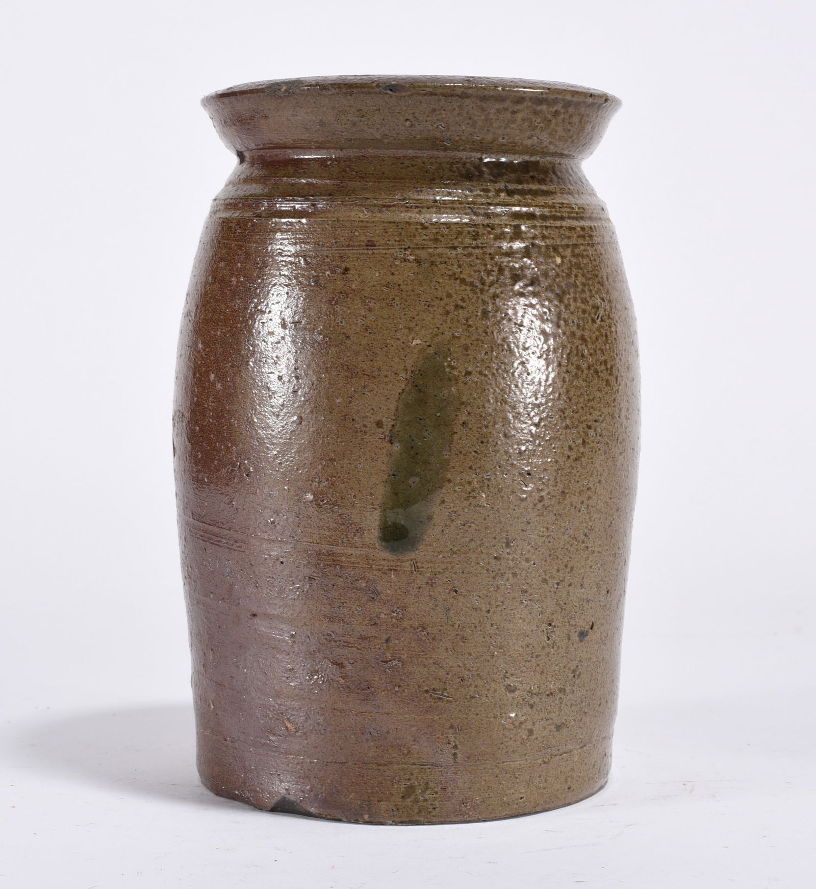 Southern Pottery Jar ca. 1860: salt glaze pottery from Piedmont North Carolina ca. 1850-1880. see photos for damage and also listed in the condition along with size. Most pottery can ship for $56 - $68 per box with in house shippin