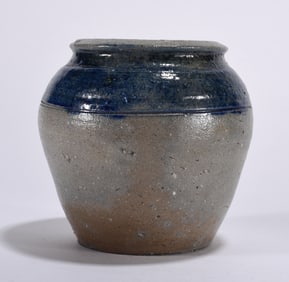 North Carolina Blue Decorated Jar
