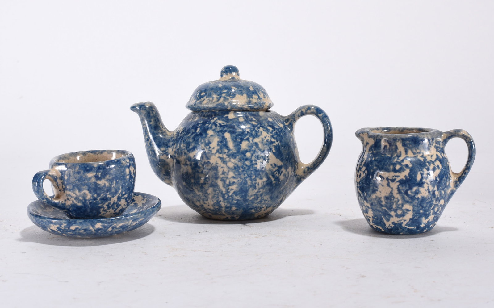 Miniature North Carolina Pottery Tea Group: Miniature North Carolina Pottery Tea Group