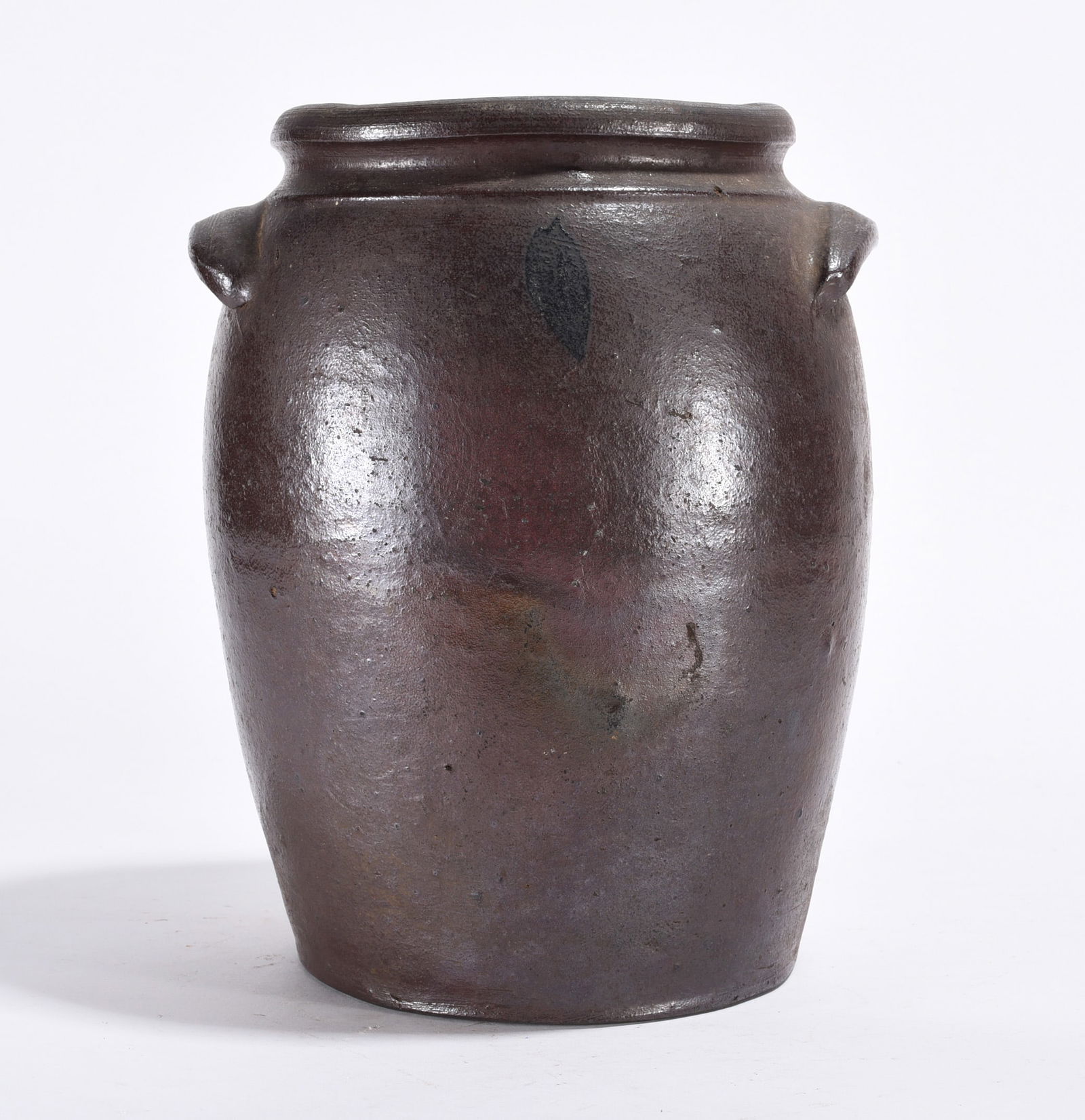 Virginia Stoneware Jar ca. 1840 w/ Small Single Feater: Virginia Stoneware Jar ca. 1840 w/ Small Single Feater