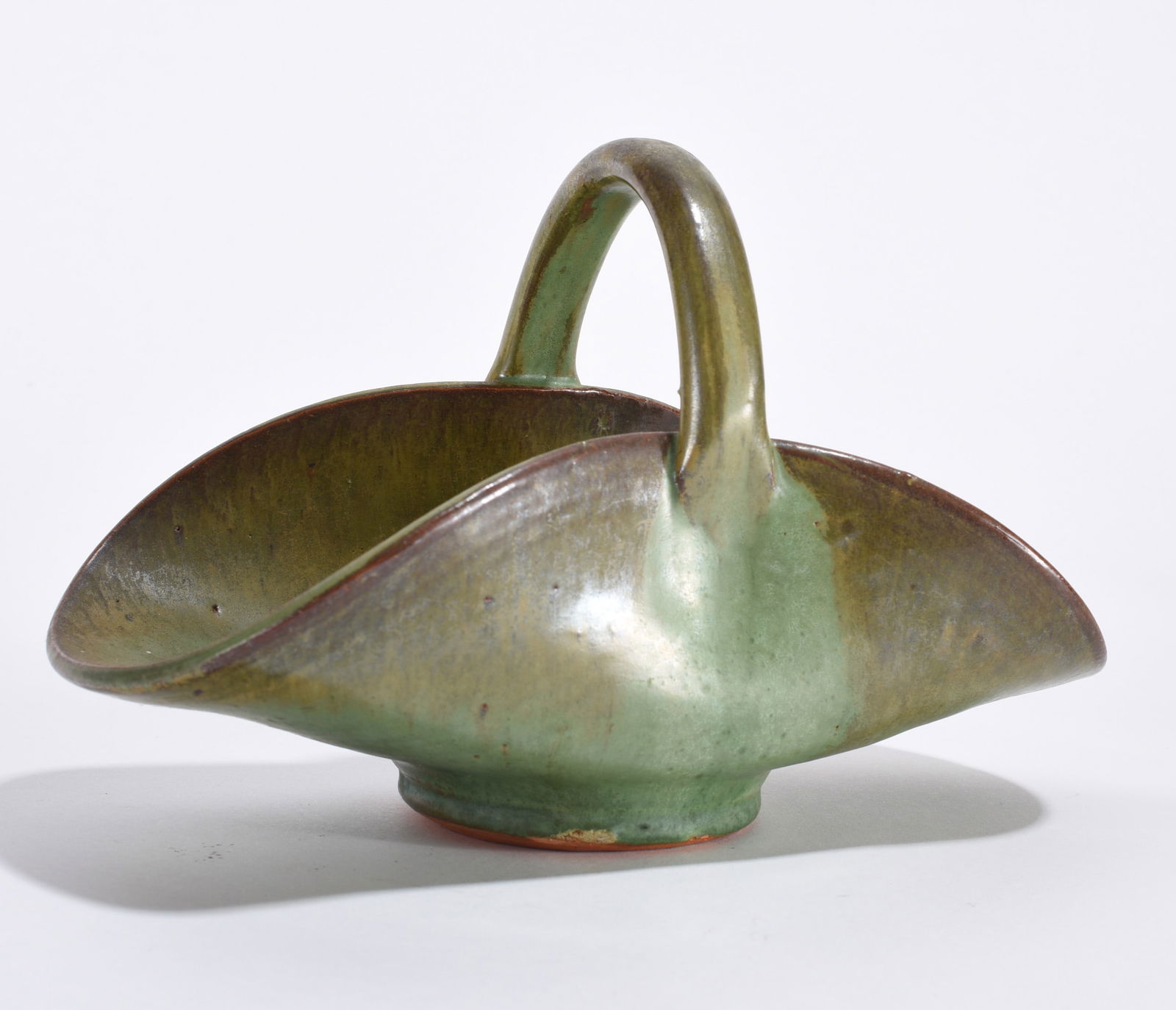 Cole Pottery Basket (1 of 3)