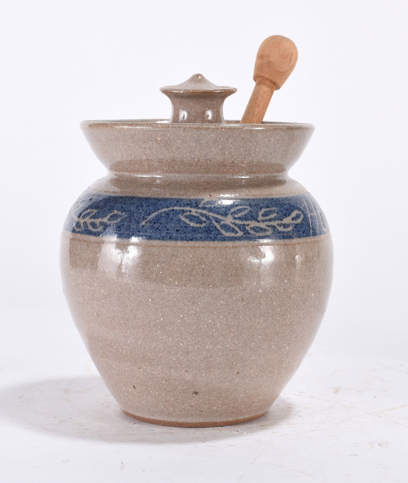 Jugtown Pottery Honey Jar (1 of 3)