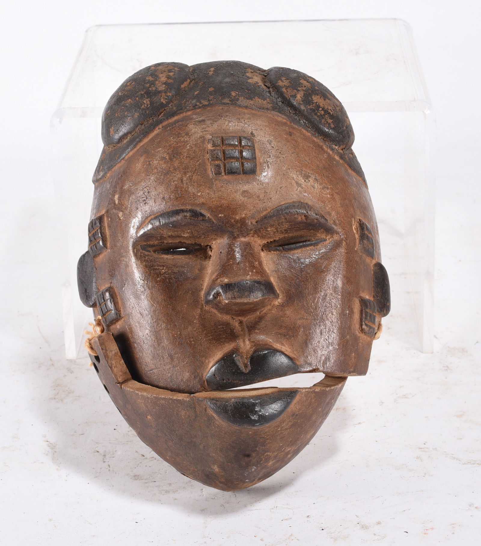 Ancient African Art Wood Carving (1 of 2)