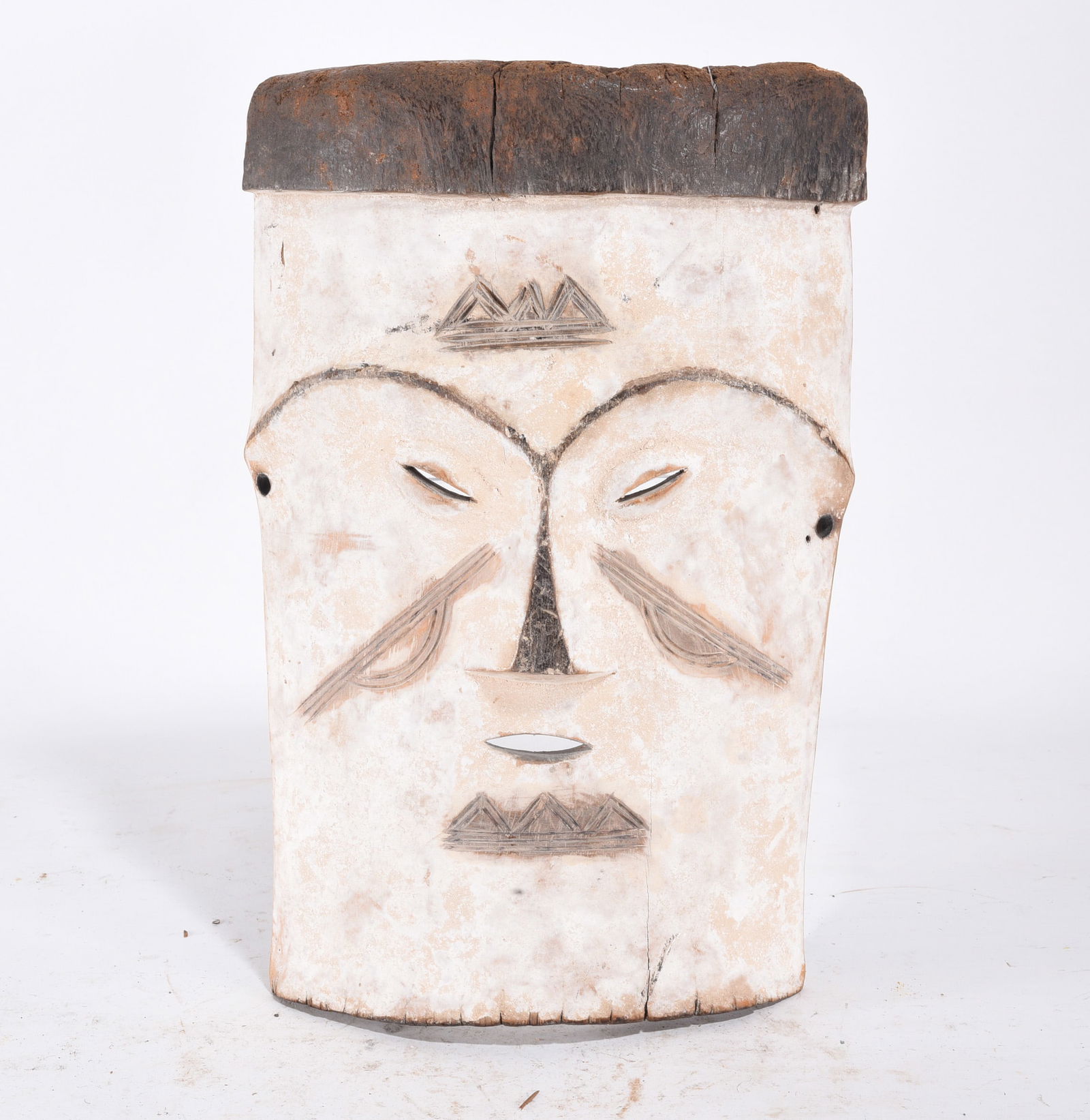 Fang Ngil mask from Gabon: Fang Ngil mask from Gabon, Ancient African Art Wood Carving 15"