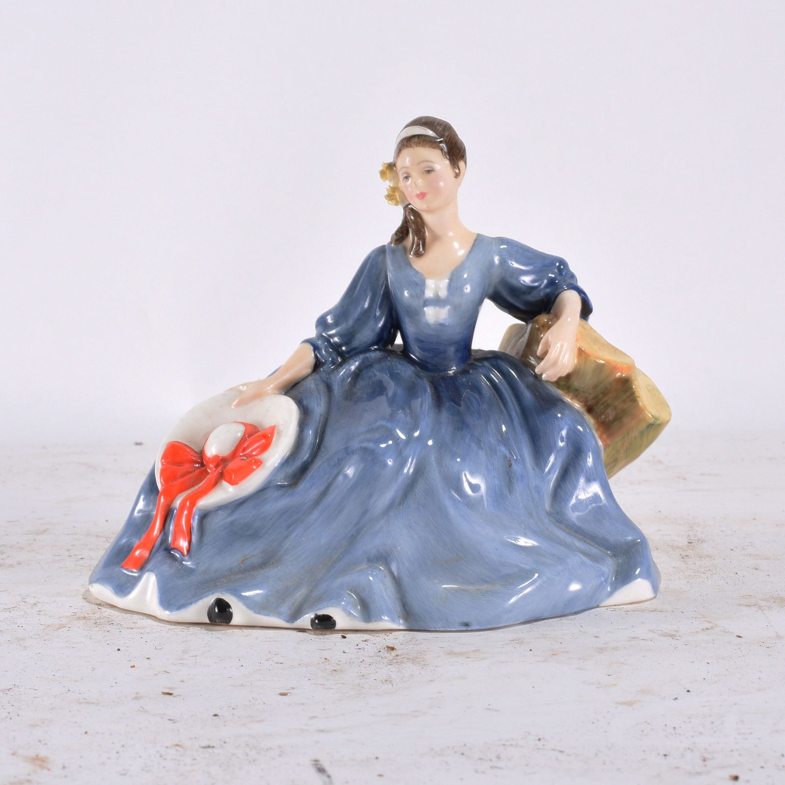 Duncan royale Santa Figure: Royal Doulton Elyse