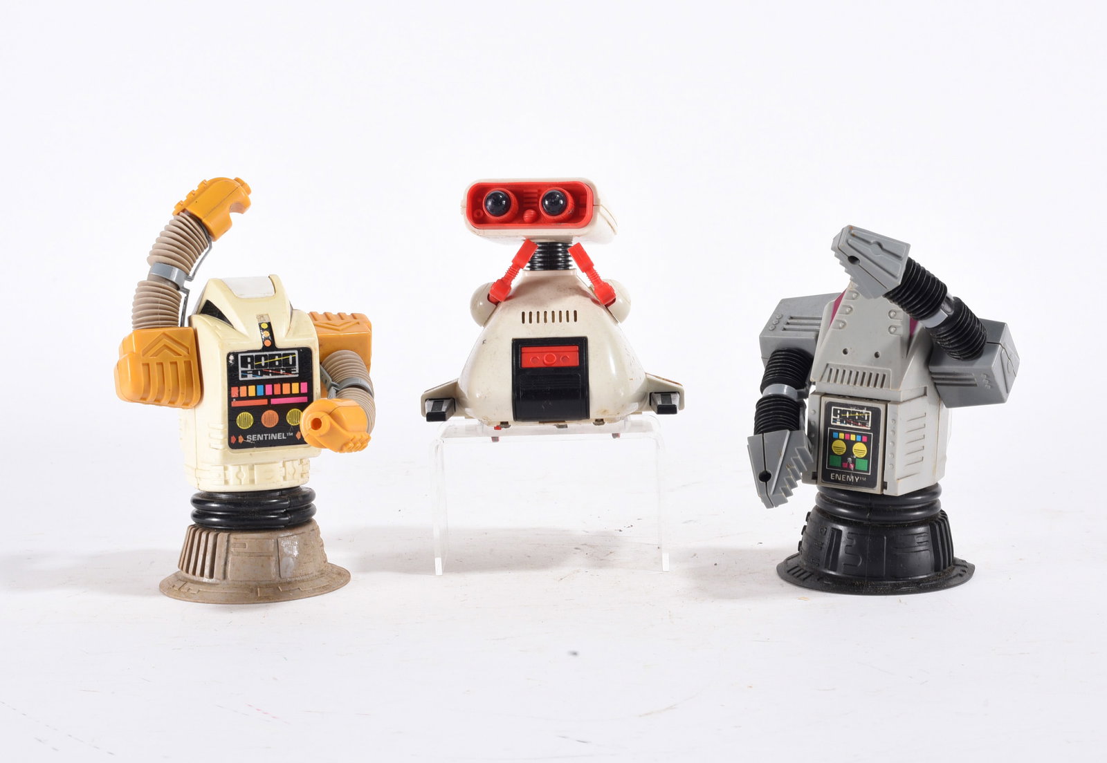 Vintage Battery Operated Robot (1 of 3)