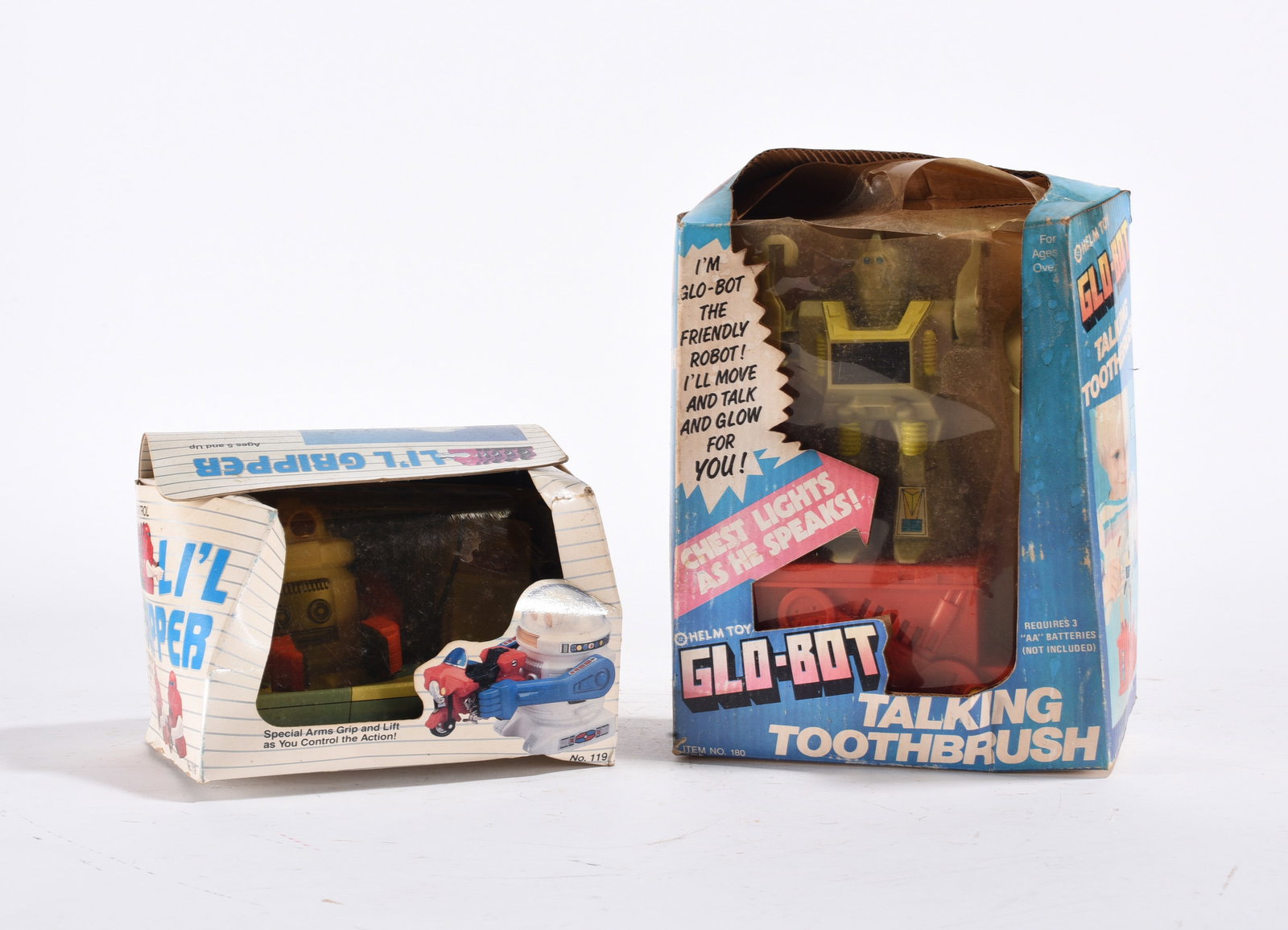 Vintage Battery Operated Robot: Vintage Battery Operated Robot