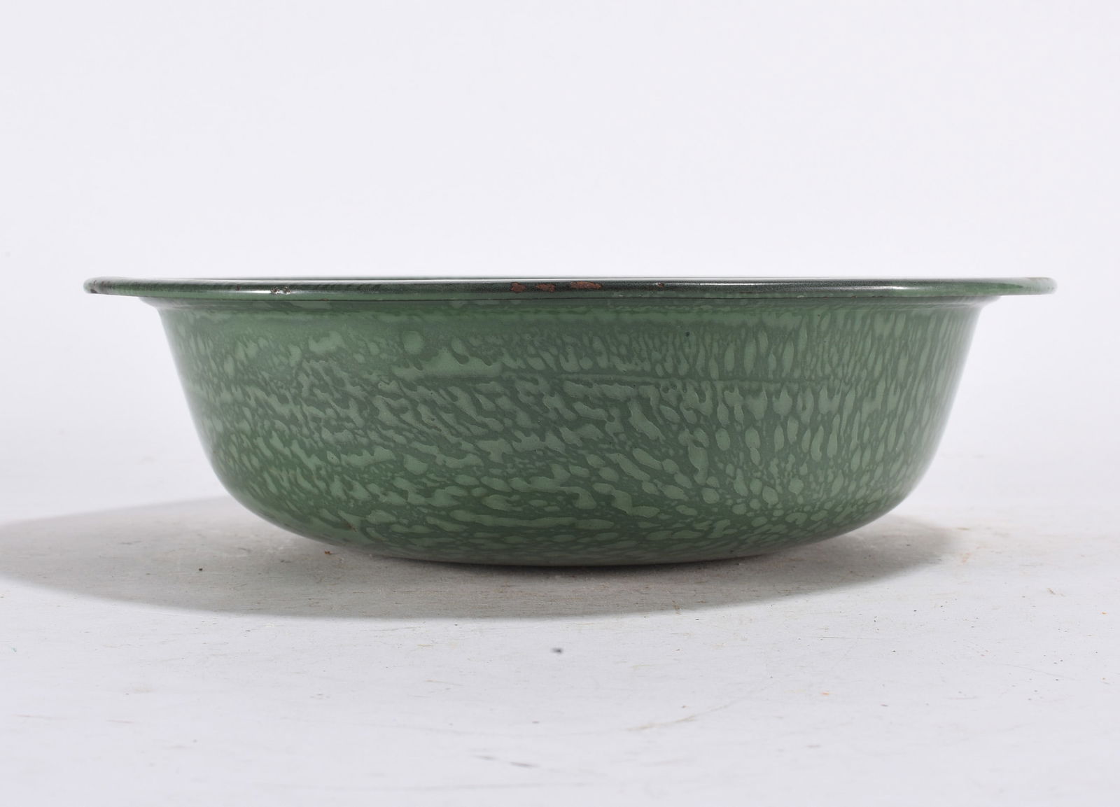 Green Swirl Graniteware Basin: Green Swirl Graniteware Basin