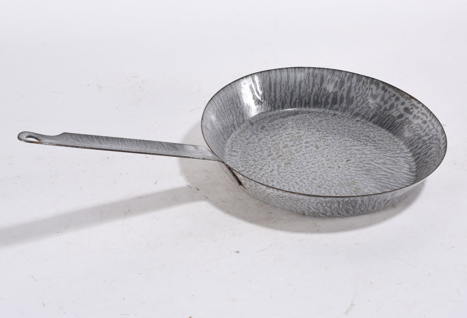 Gray Graniteware Fry Pan: Gray Graniteware Fry Pan