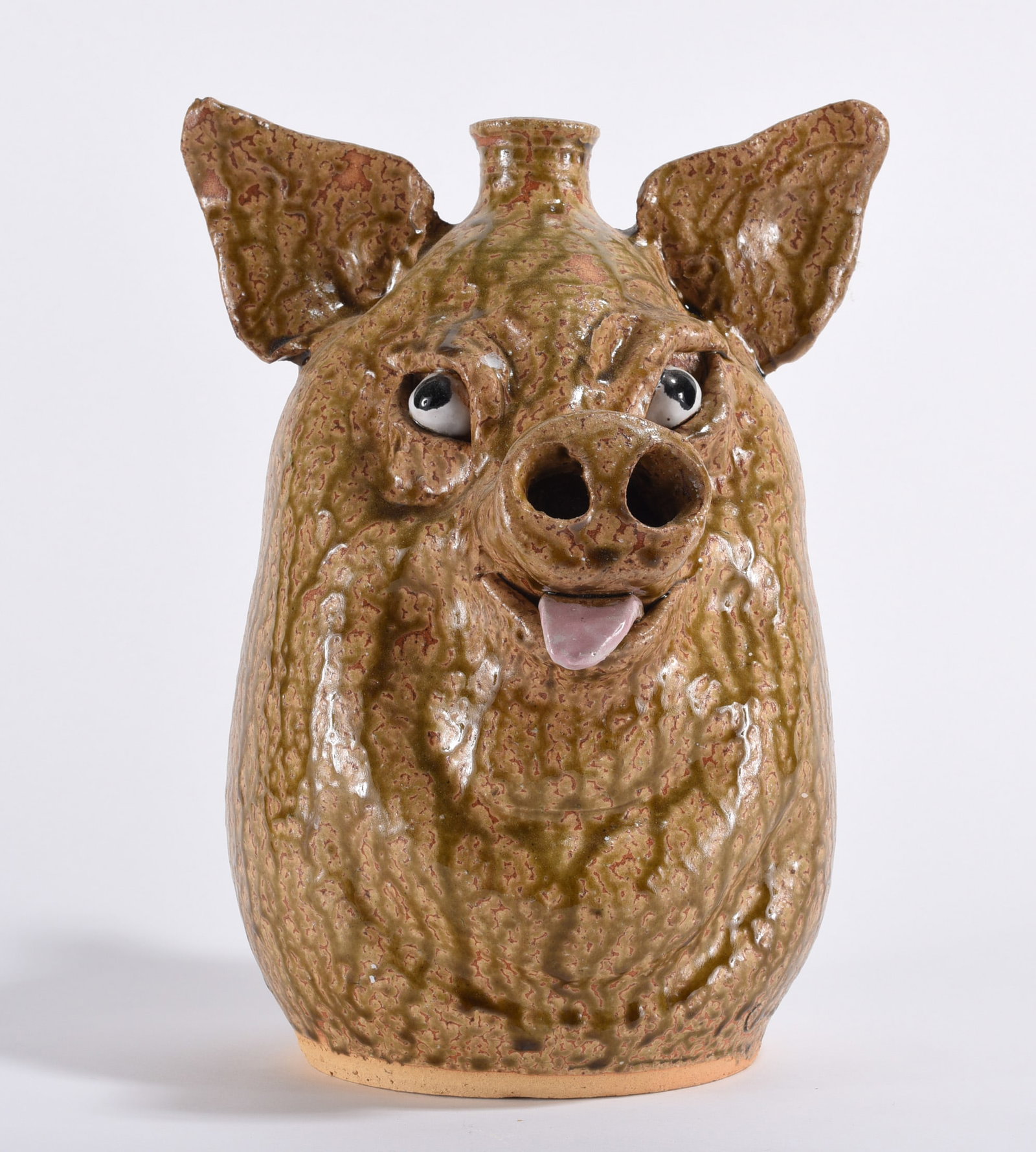 Marvin Bailey Folk Pottery Pig (1 of 4)