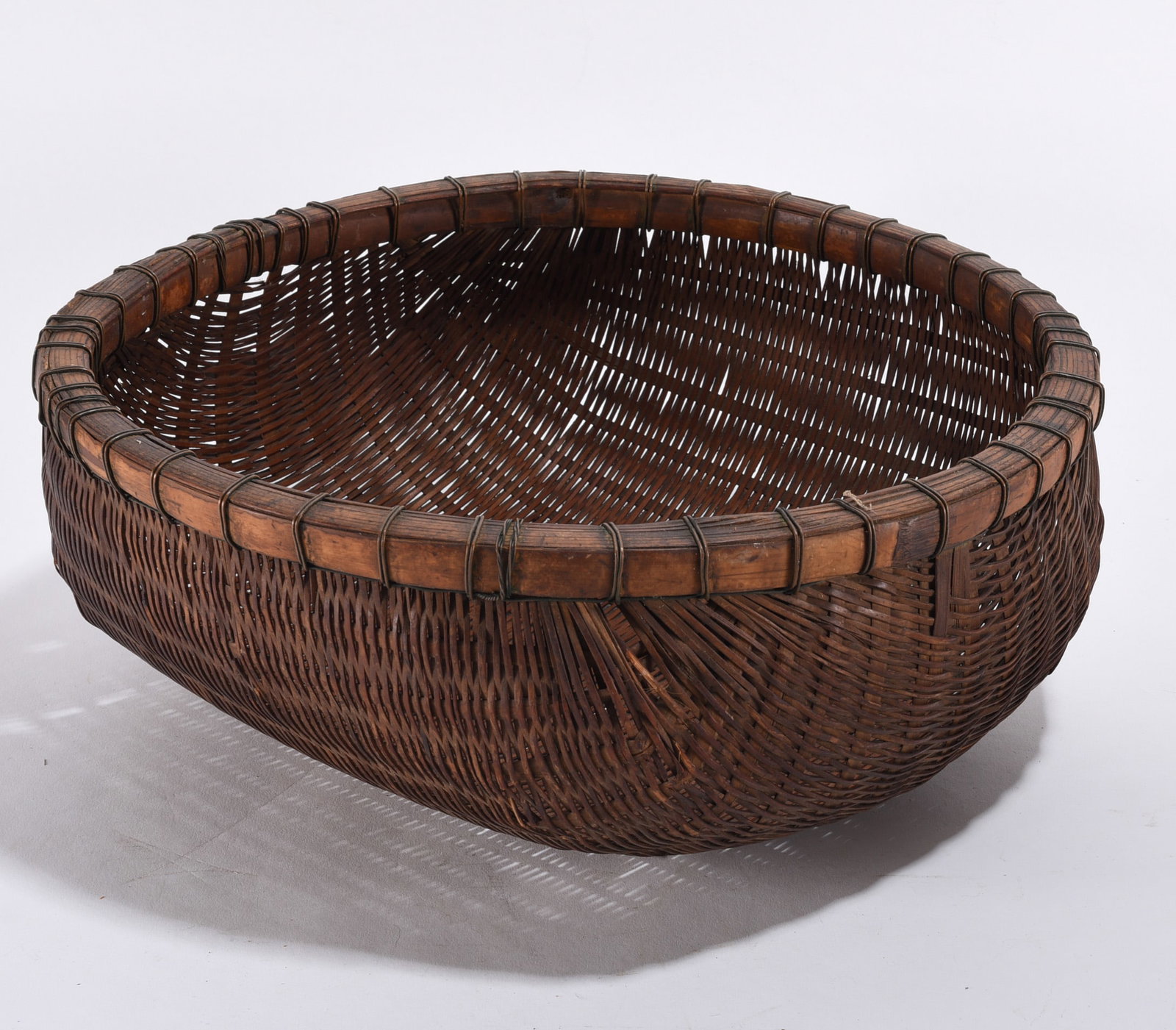 Vintage Basket (1 of 2)