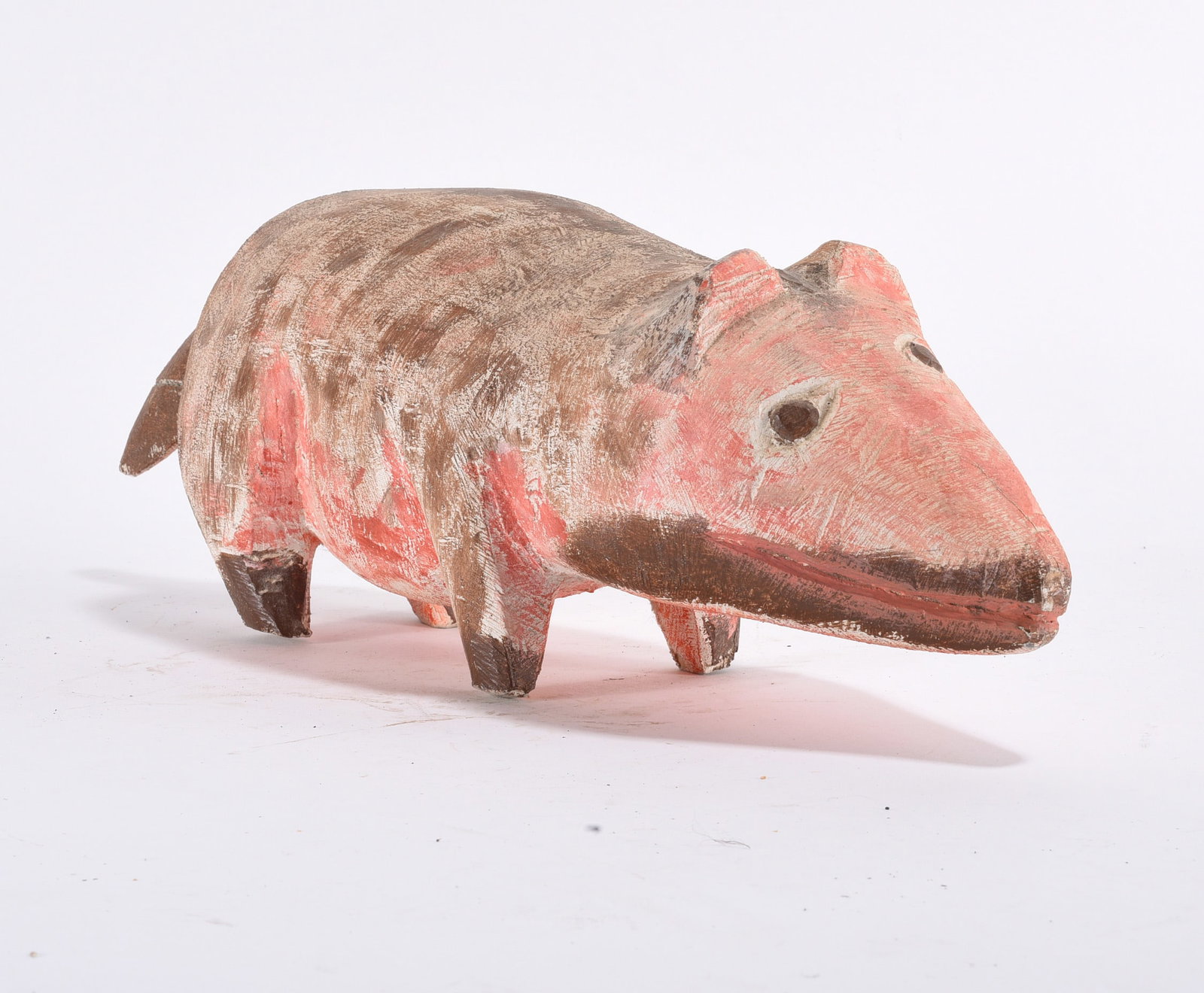 Jeff Williams Carved Animal: 6" - African American wood carver Jeff Williams. Signed on bottom JCW. Jeff is pictured in the book: Signs and Wonders. please see photos for condition. All items are in estate condition We do