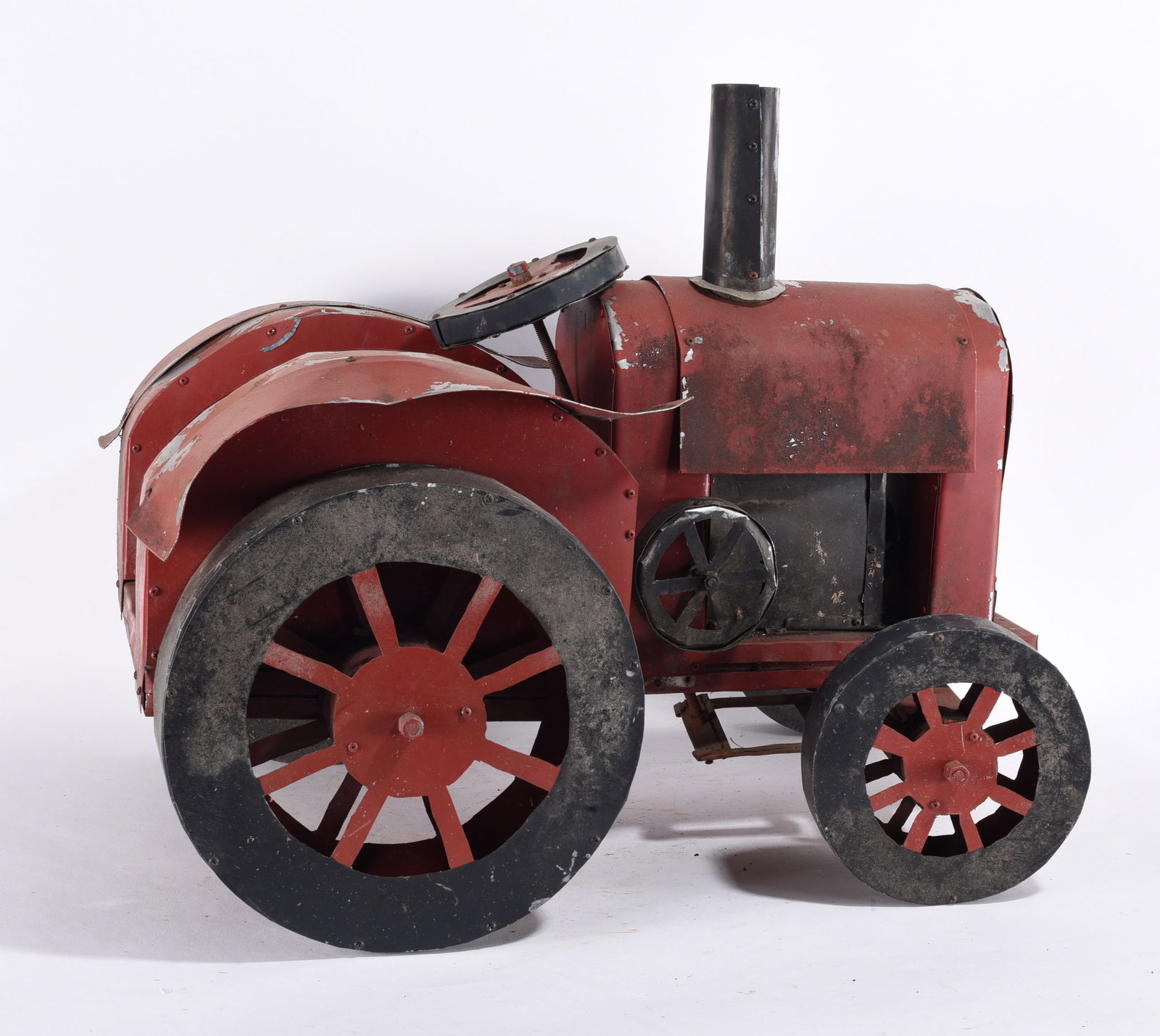 Tom Baldwin Folk Art Tin Tractor (1 of 4)