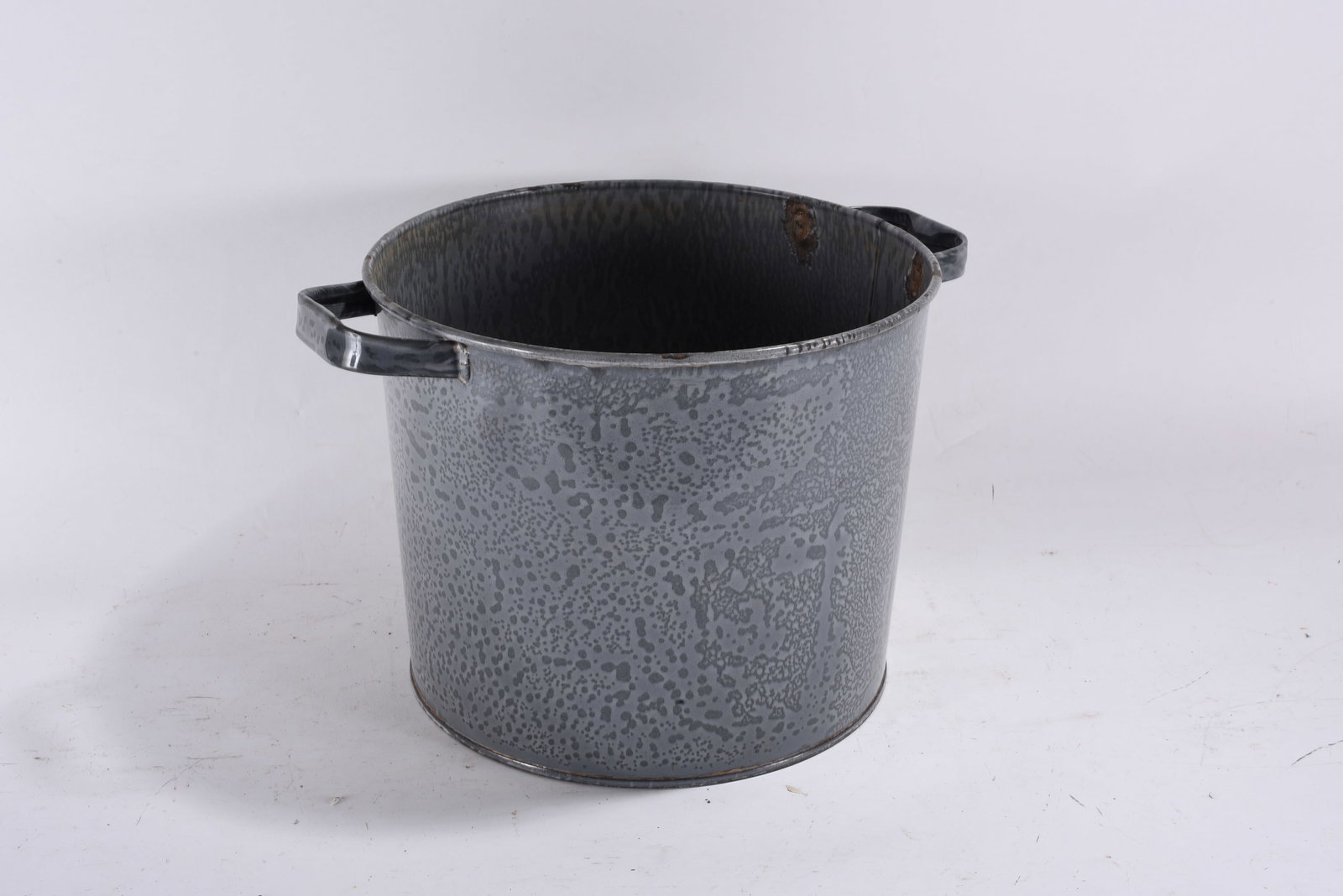Enamel Stock Pot (1 of 2)