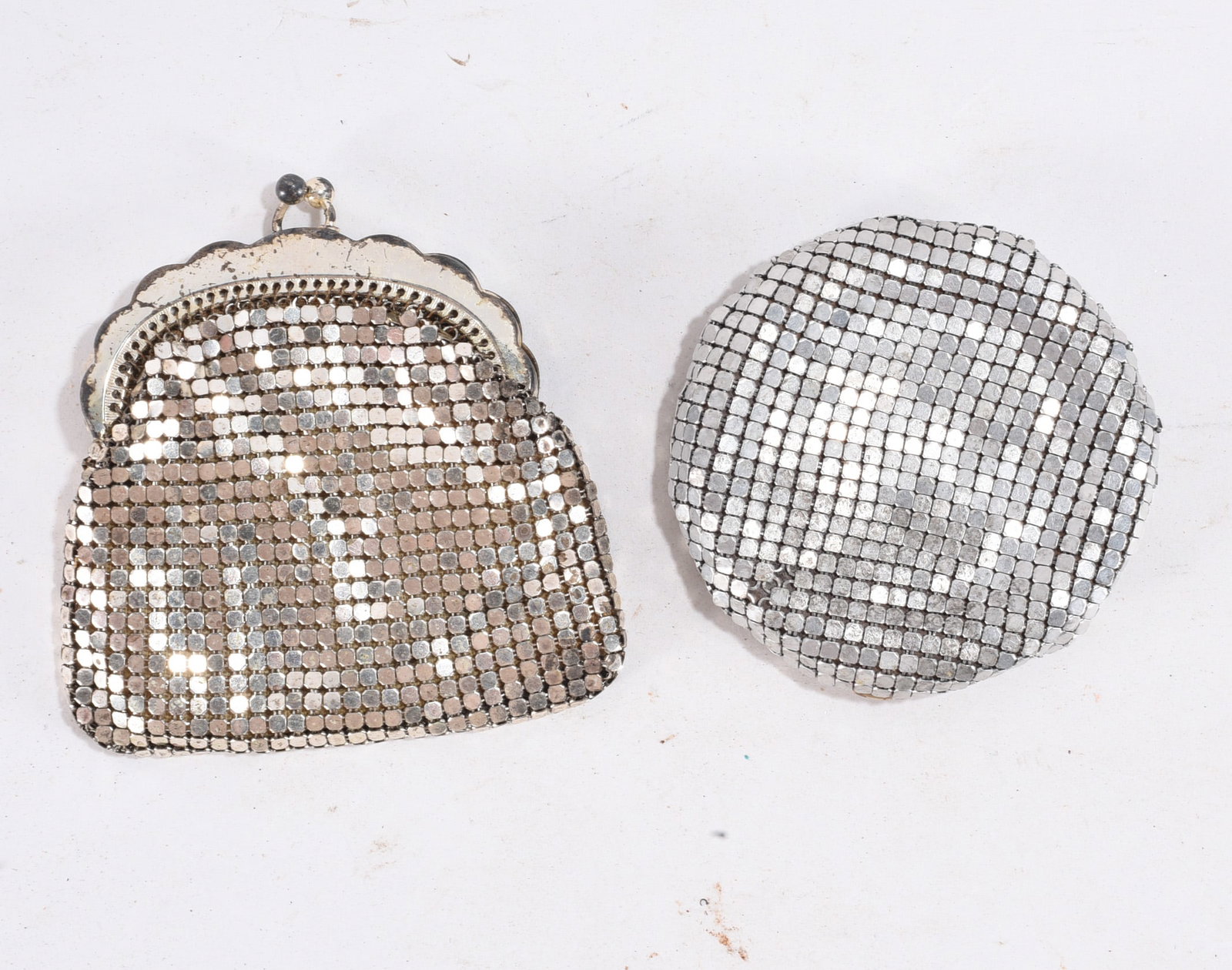 Vintage Metal Mesh Coin Purse and Compact Set: 3"x3" -- Vintage set including metal mesh coin purse and matching compact with articulated mesh construction;collectible vanity set