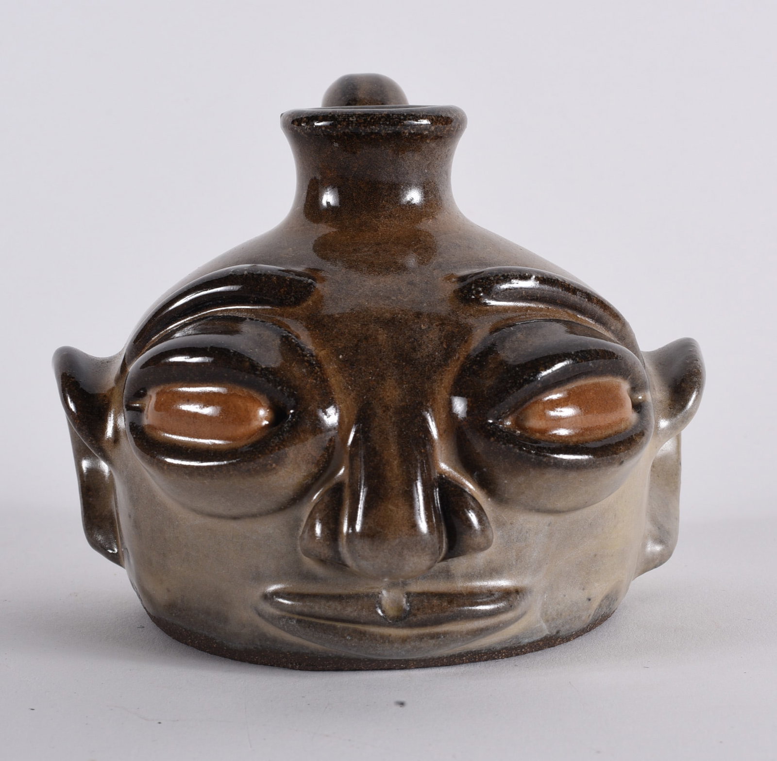 Michael Gates Face Jug (1 of 3)
