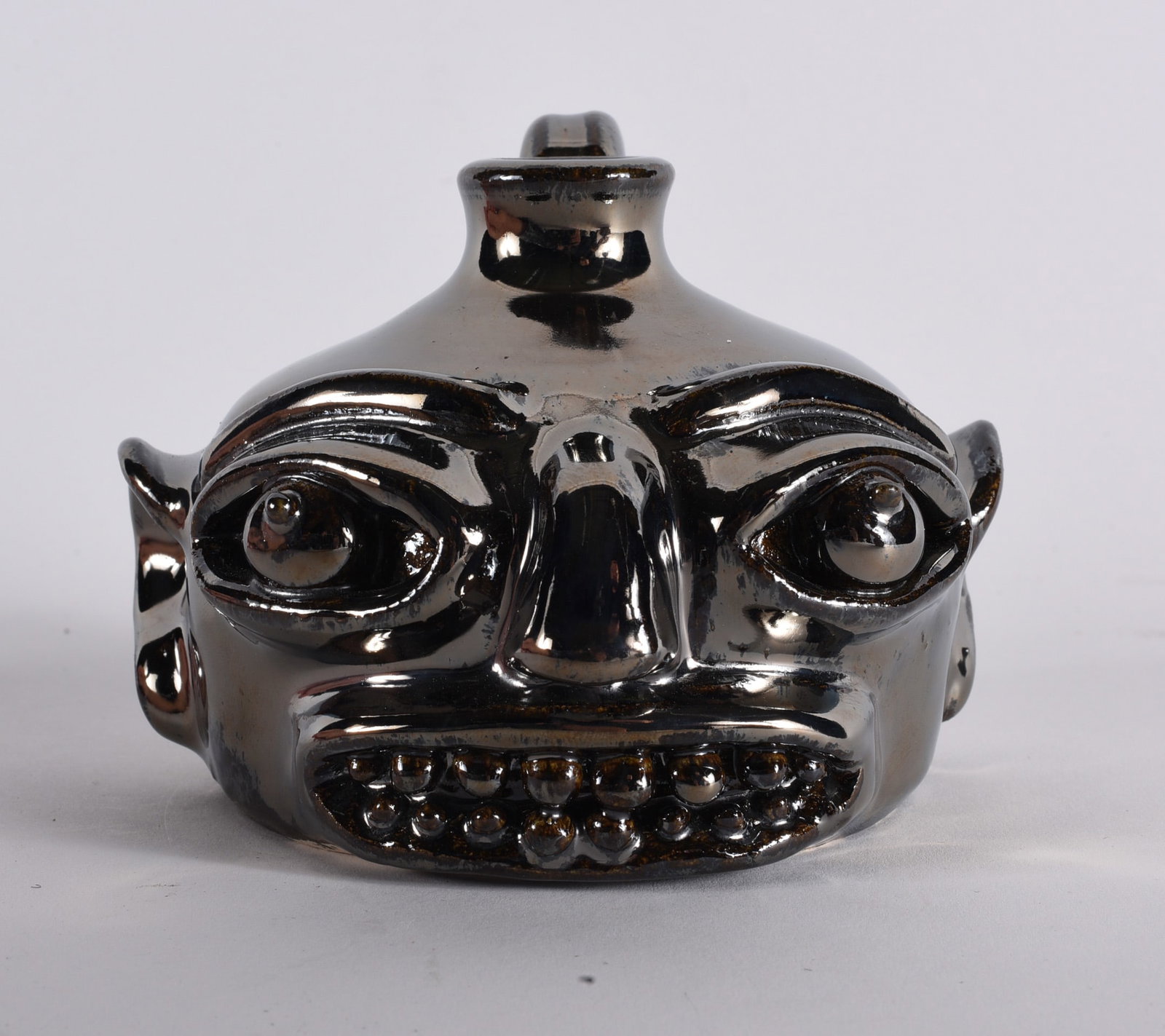 Michael Gates Face Jug (1 of 3)