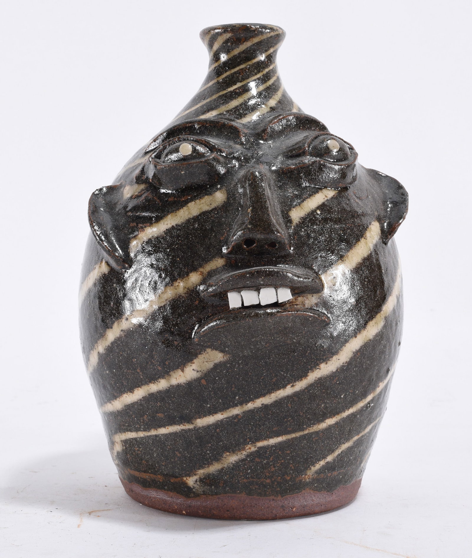 Walter Fleming Swirl Face Jug (1 of 4)