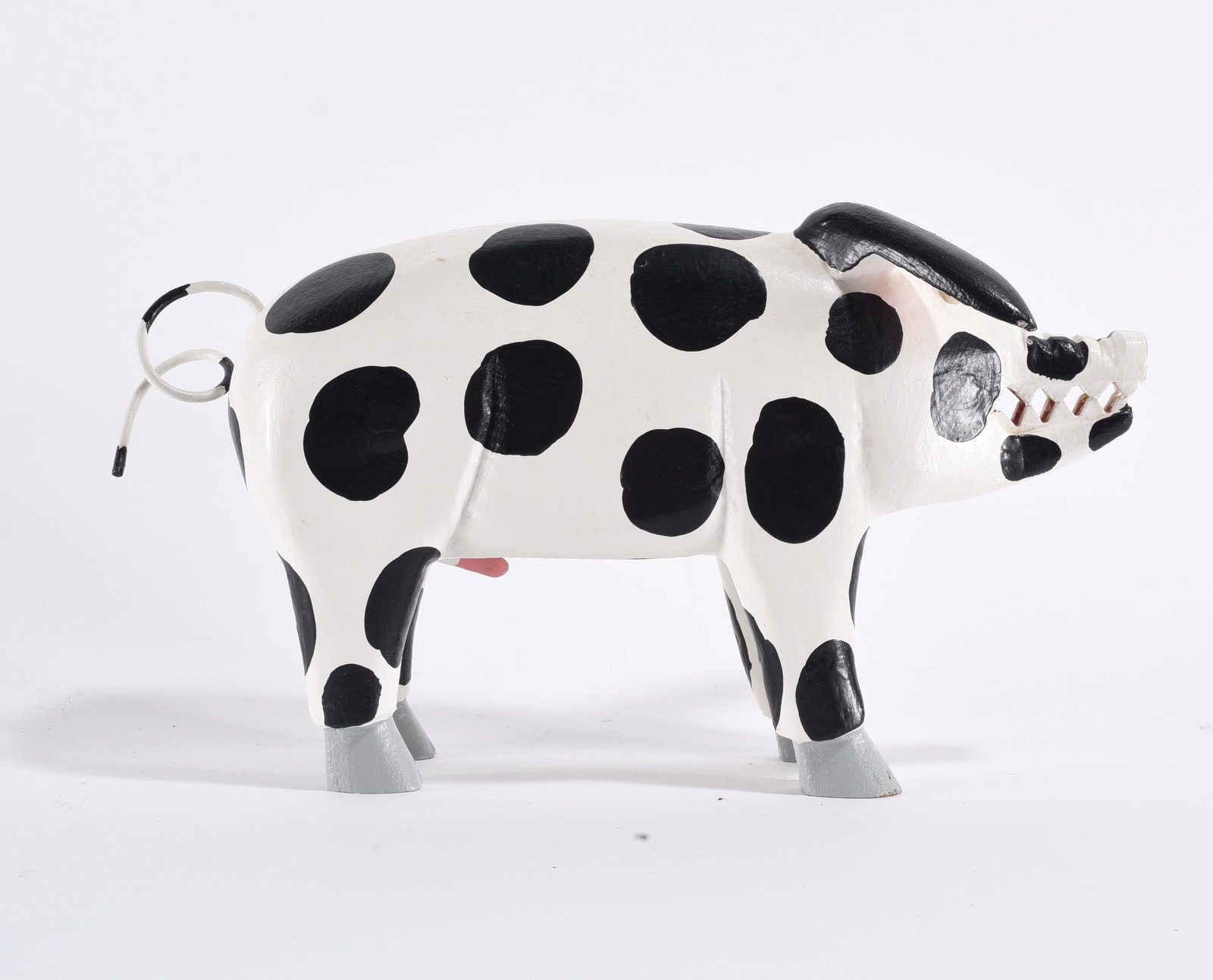 Lonnie and Twyla Money Carved Pig (1 of 3)