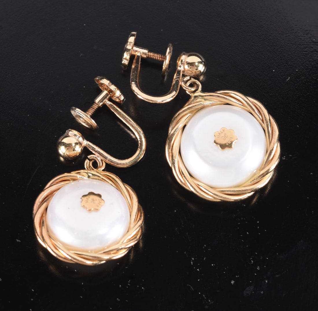 14k gold penny pearl earings on Gold Fill screw back earings. - 6.3 gram. (1 of 2)