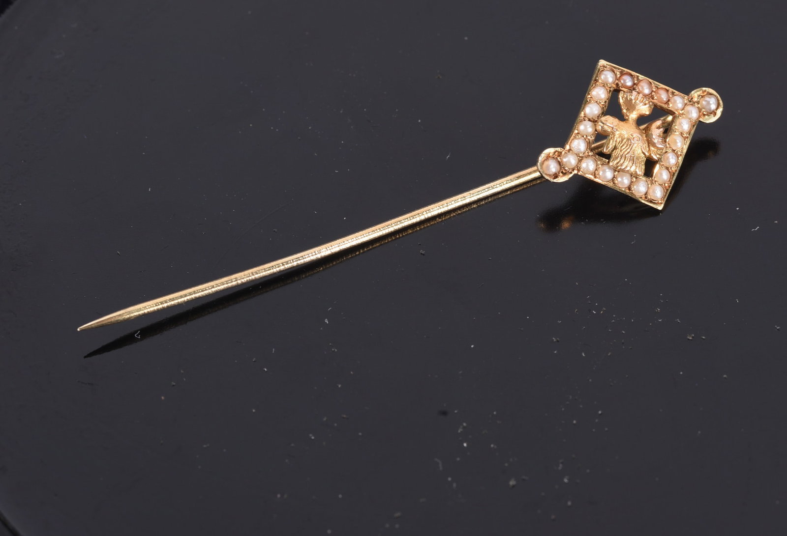 14k gold Moose Lodge stick pin. - pearls - 2.2 grams: 14k gold Moose Lodge stick pin. - pearls - 2.2 grams