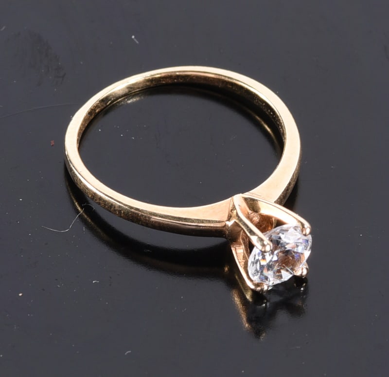 Joseph E. DeMarco 14k plumb engagement ring, aquamarine. 14k. - 2 gram.: Joseph E. DeMarco 14k plumb engagement ring, aquamarine. 14k. - 2 gram.