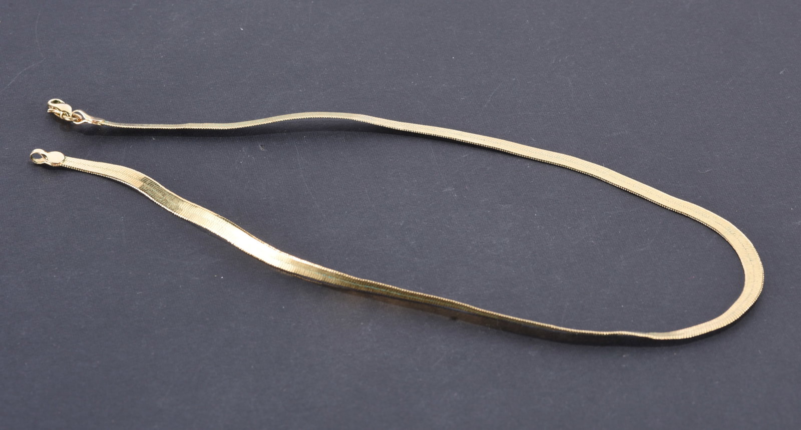 Gold necklace - not marked - Gold Fill. 16" (1 of 2)