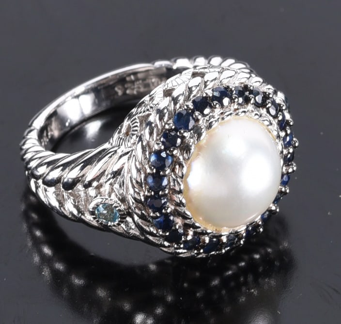 Judith Ripka Sterling Silver mabe pearl ring w/ black sappharie halo . Ring. Size 6-3/4: Judith Ripka Sterling Silver mabe pearl ring w/ black sappharie halo . Ring. Size 6-3/4