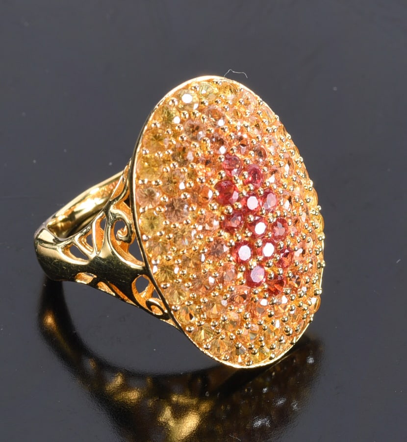 Sterling Silver with gold plate - yellow to orange pare oval ring. Ring. Size 6-1/2: Sterling Silver with gold plate - yellow to orange pare oval ring. Ring. Size 6-1/2