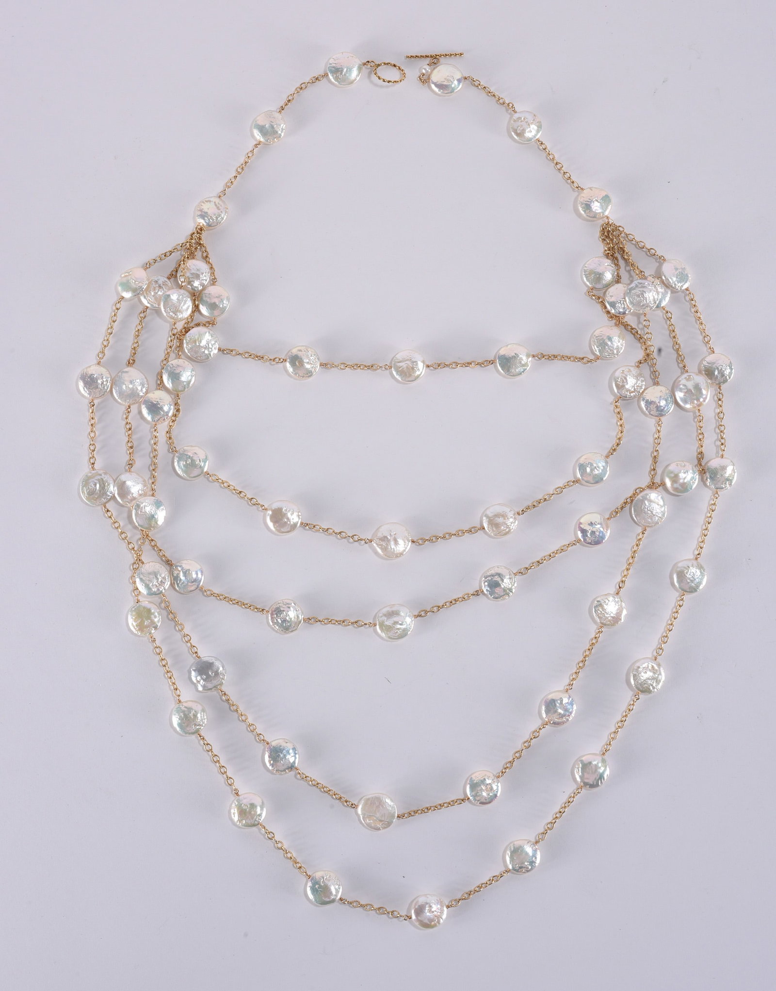 Multistrand penny pearl necklace. Gold Fill.: Multistrand penny pearl necklace. Gold Fill.