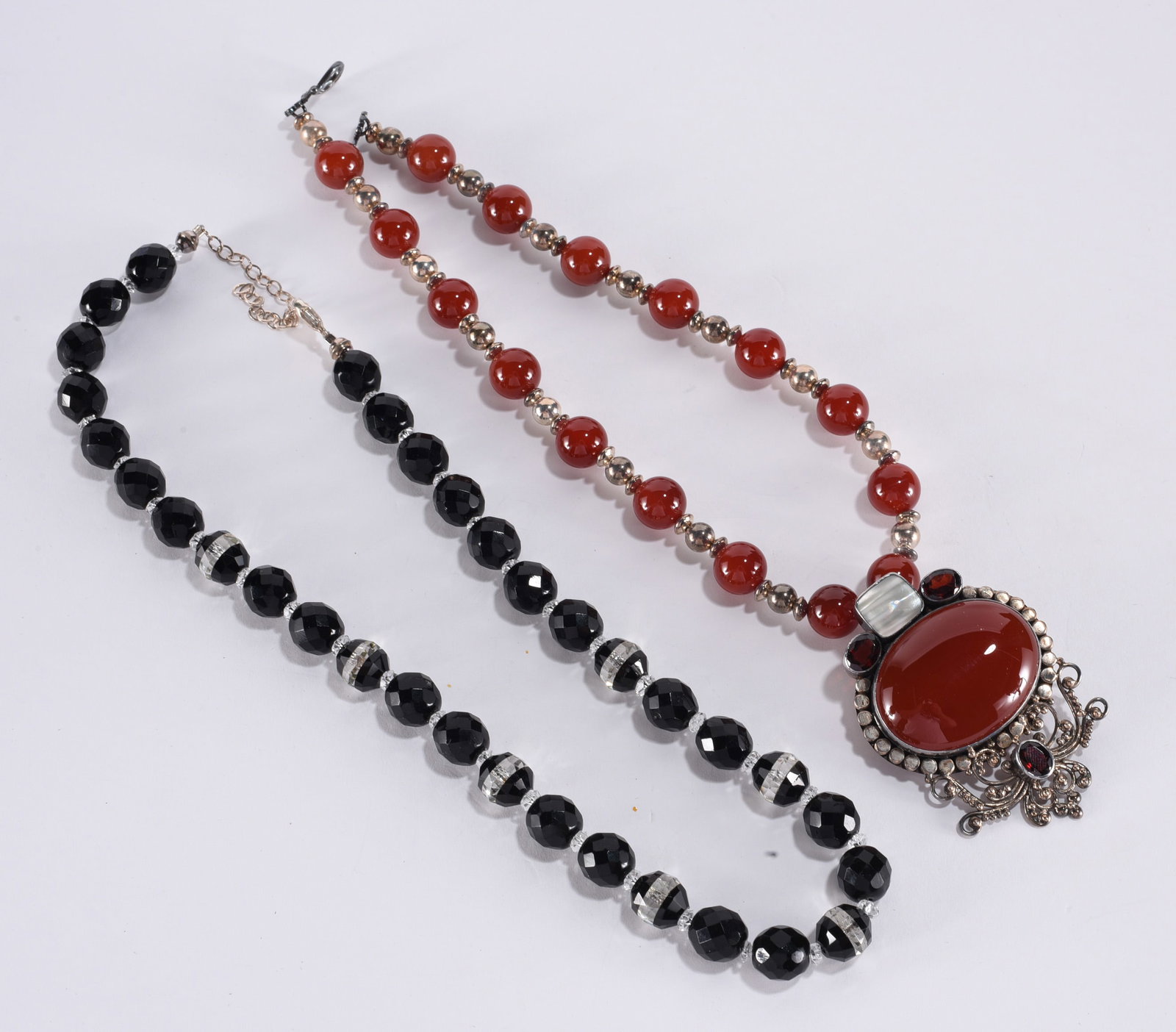 Agate beaded necklace with silver spacers. Sterling Silver agate garnet and mother of pearl oval (1 of 3)