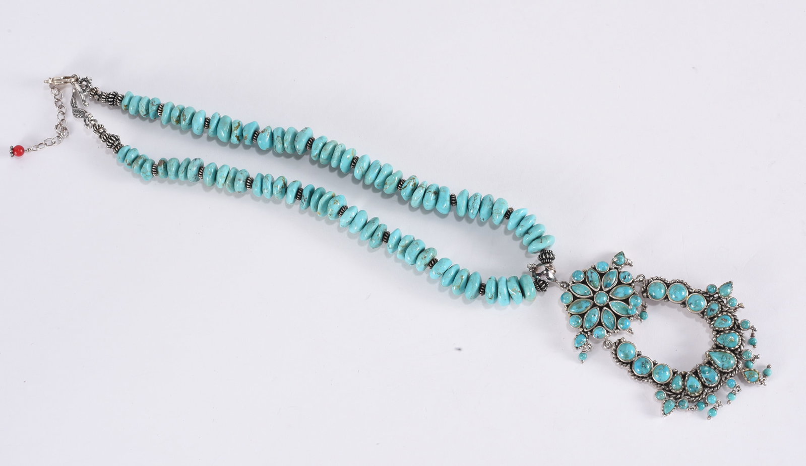 Artisan strung Sterling Silver turqoise and necklace marked BARSE 925. 16" - 81.7 grams: Artisan strung Sterling Silver turqoise and necklace marked BARSE 925. 16" - 81.7 grams