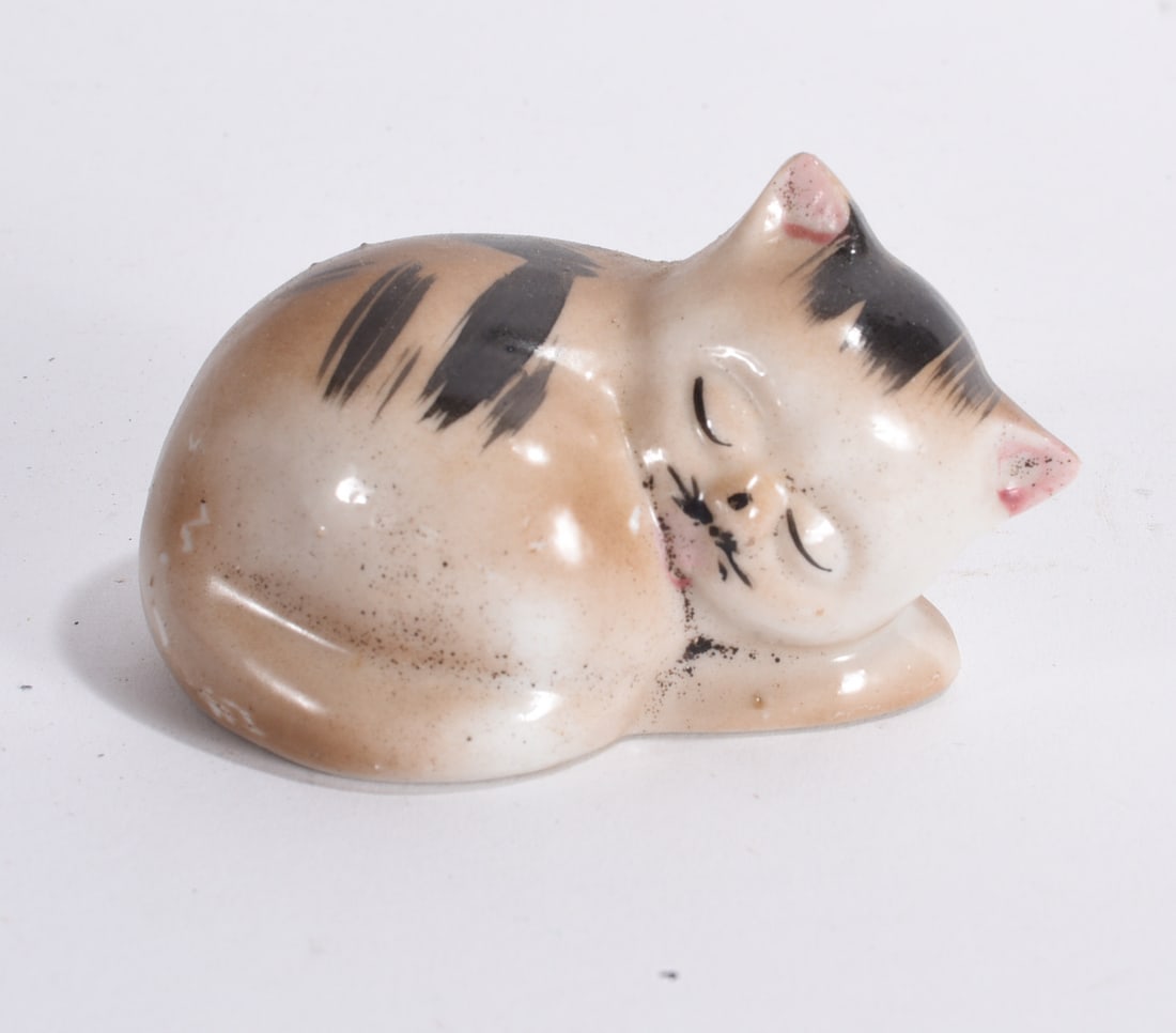 Sleeping Cat Ceramic Figurine (1 of 2)