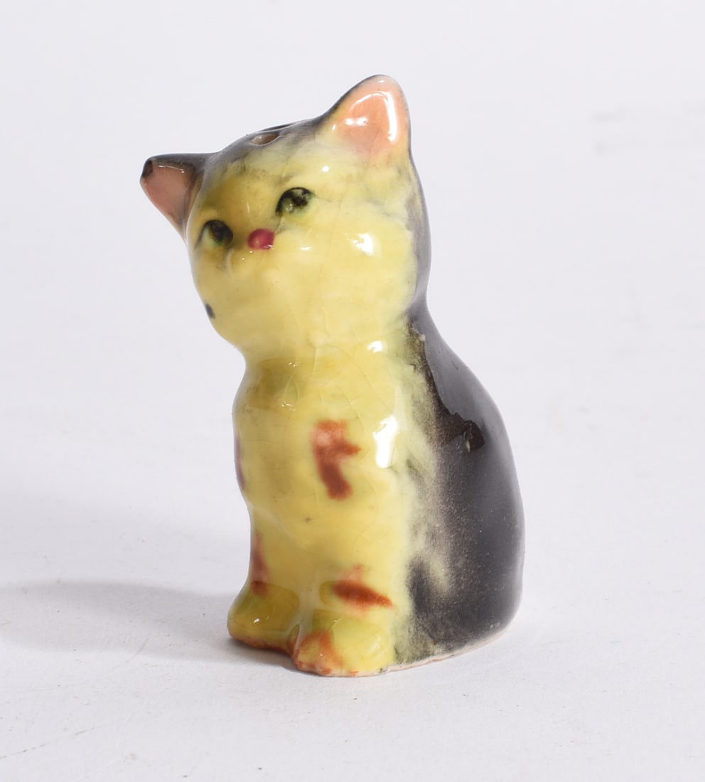 Miniature Yellow Cat Figurine (1 of 2)
