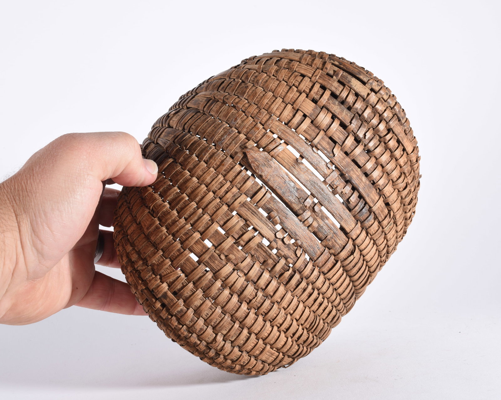 Outstanding Oak Split Basket - 7