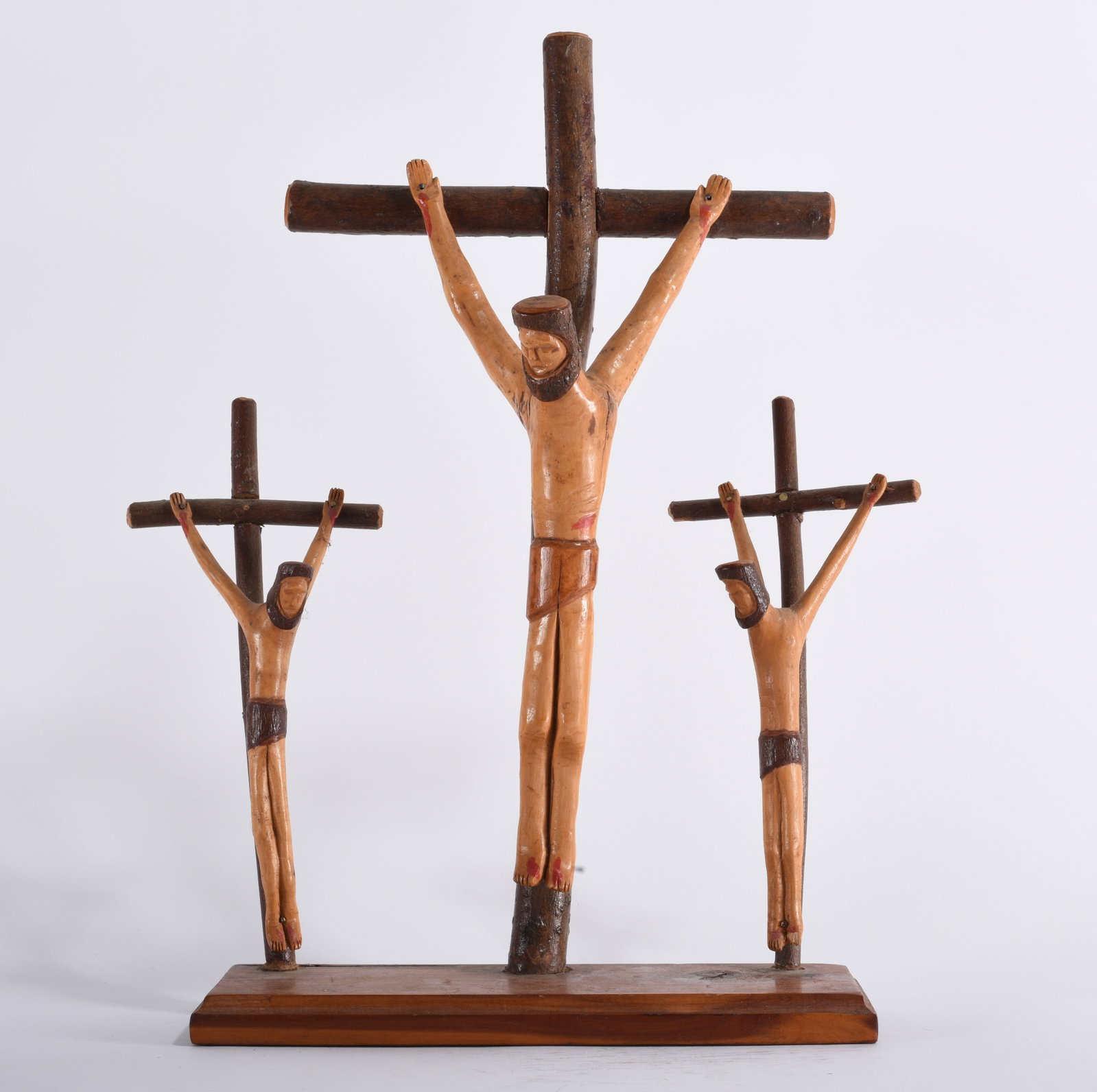 Outstanding Folk Art Carving North Carolina ca. 1940 (1 of 3)