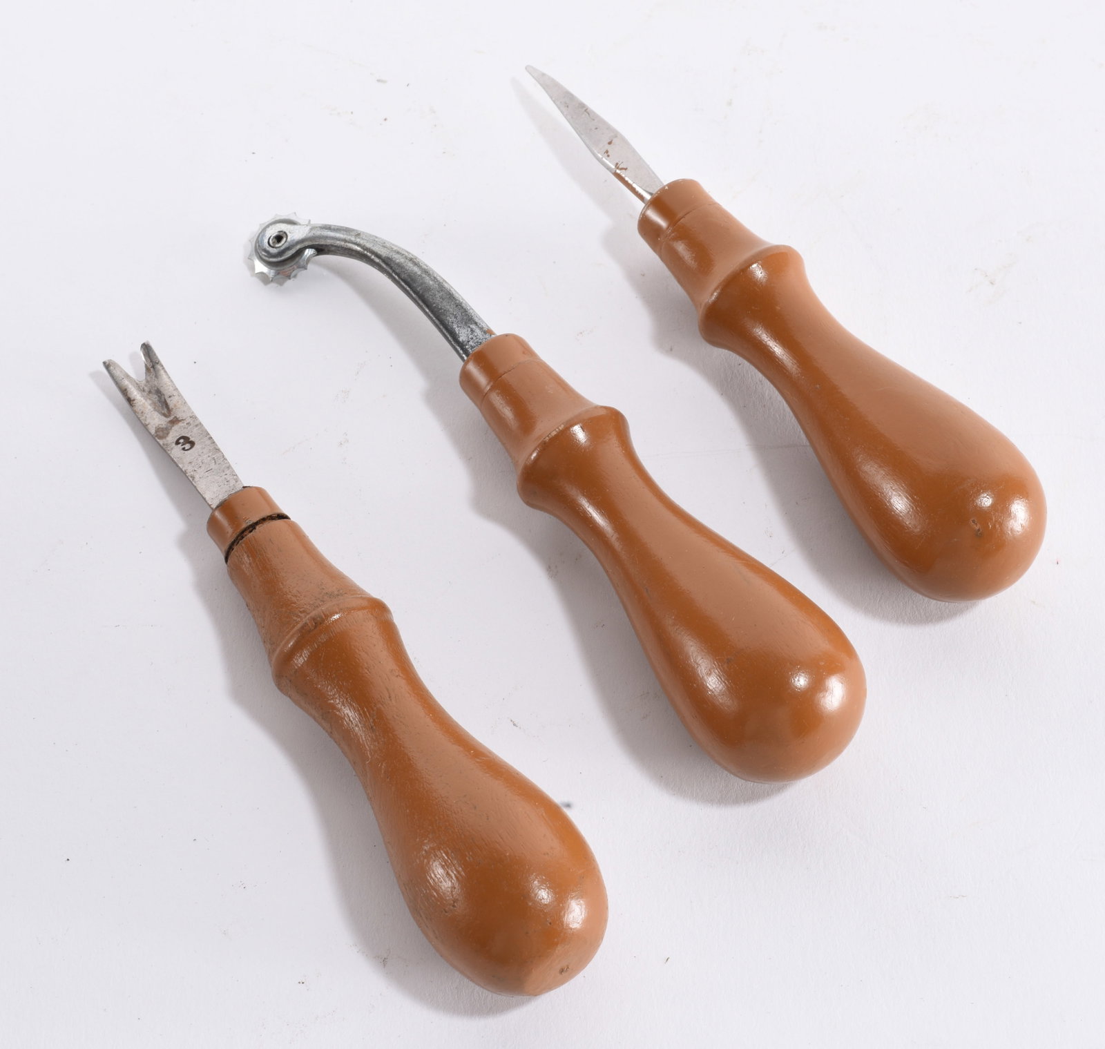Vintage Leather Working Tools: Vintage Leather Working Tools longest 6"