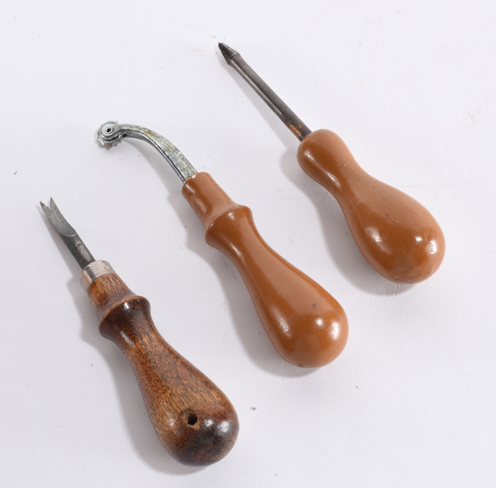 Vintage Leather Working Tools: Vintage Leather Working Tools longest 6"