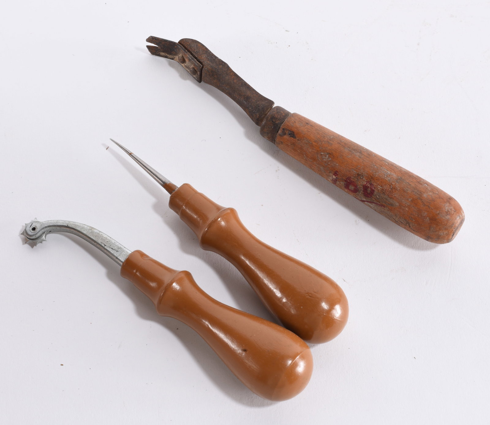 Vintage Leather Working Tools: Vintage Leather Working Tools longest 7"